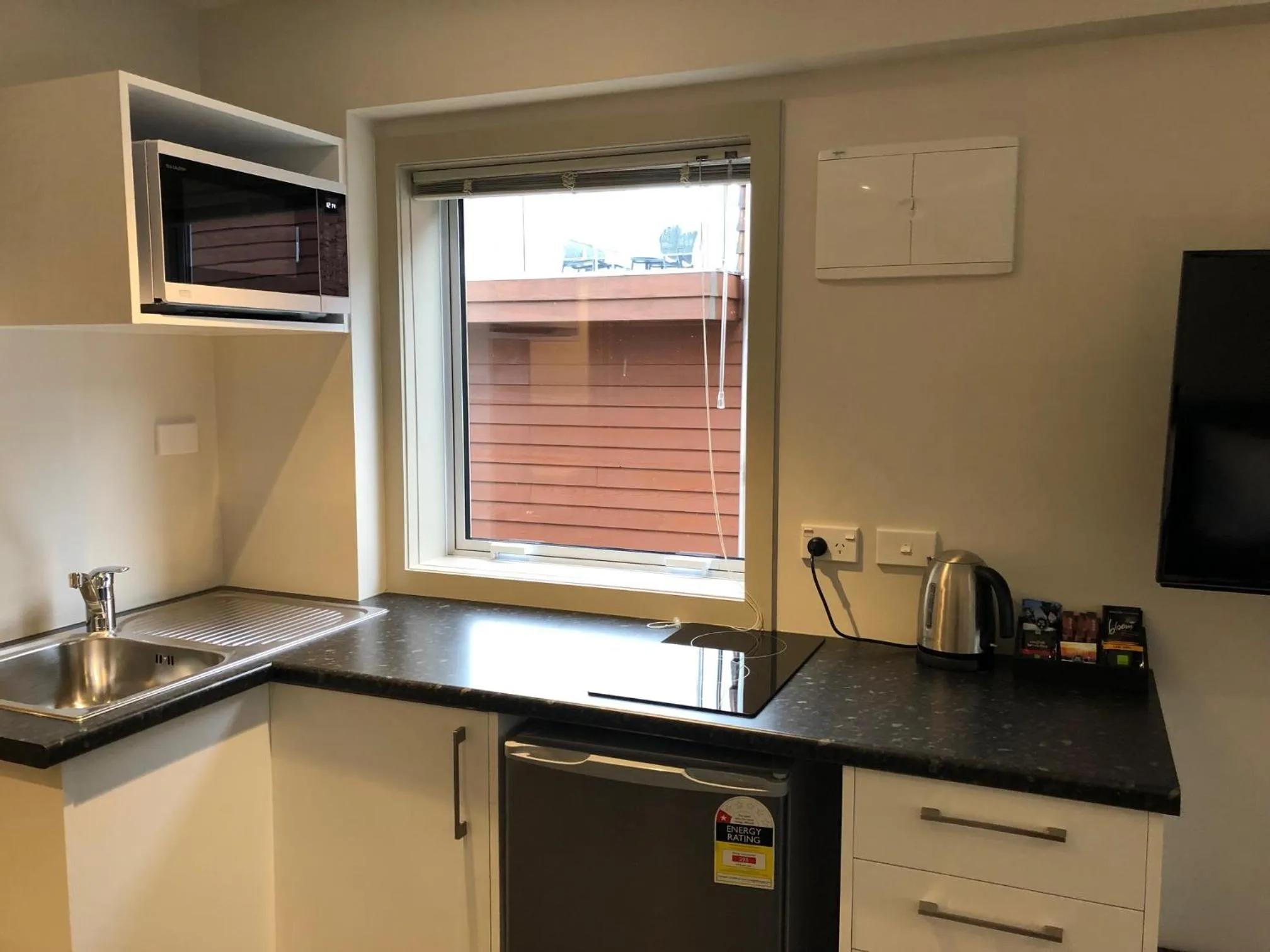 Coffee/tea facilities in Autoline Motel Queenstown