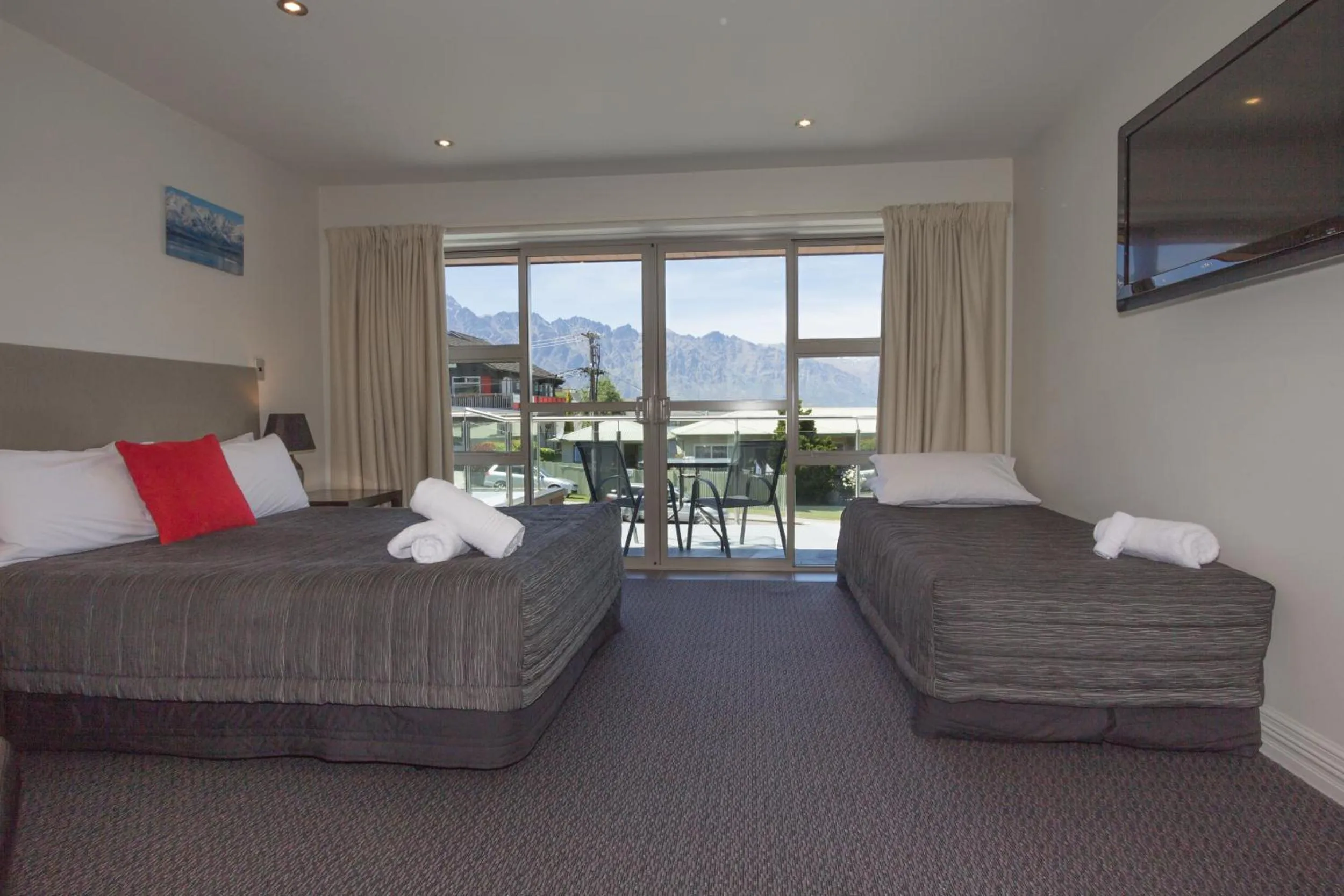 Bed in Autoline Motel Queenstown