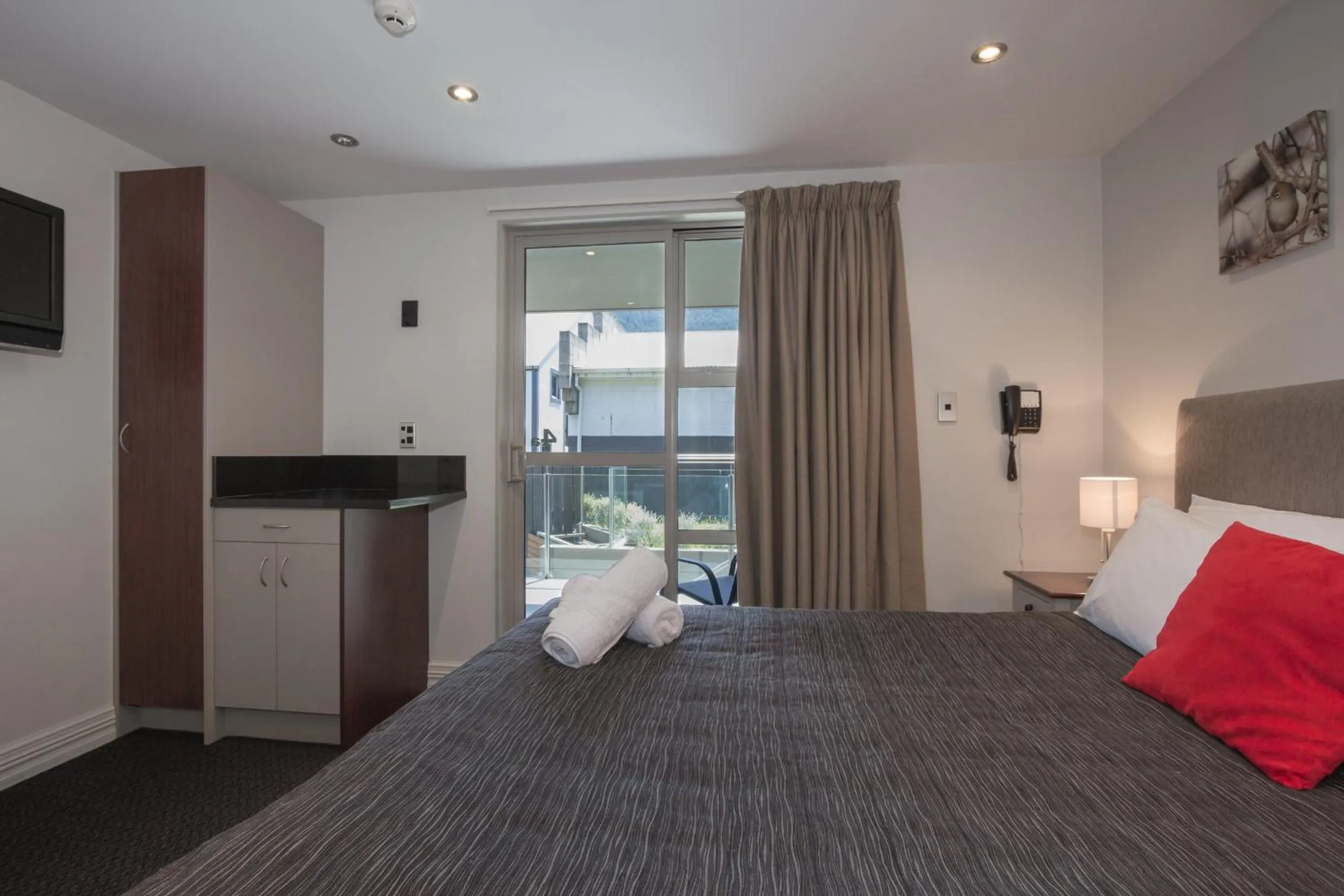 Bed in Autoline Motel Queenstown