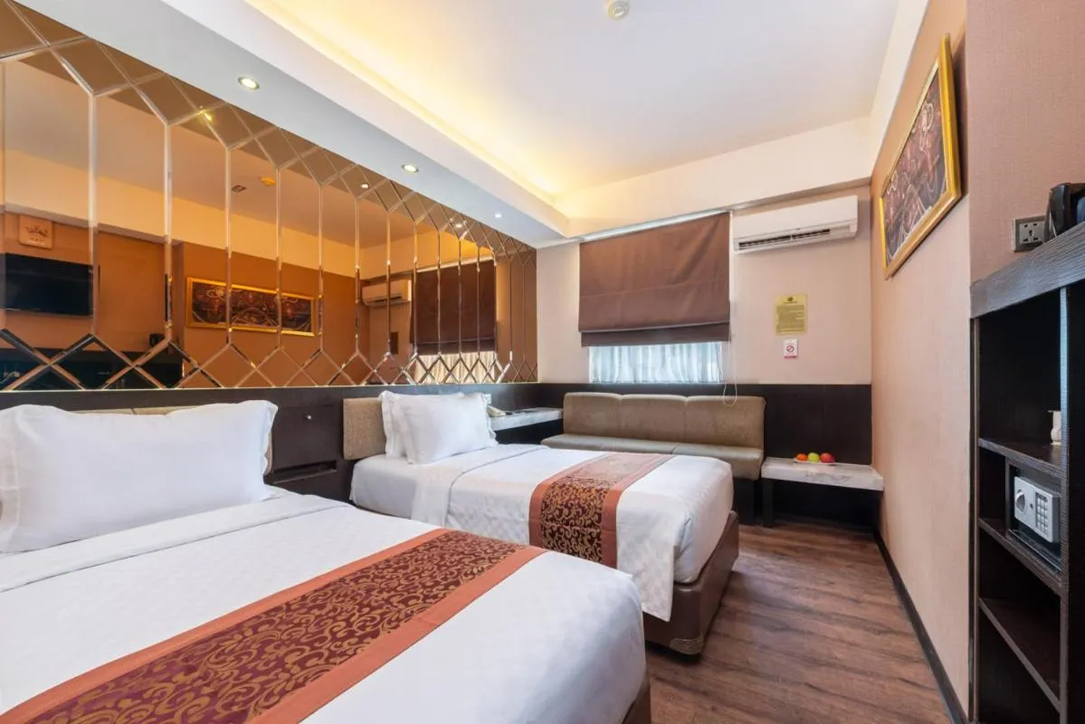 Bed in Favor Hotel Makassar City Center By LIFE