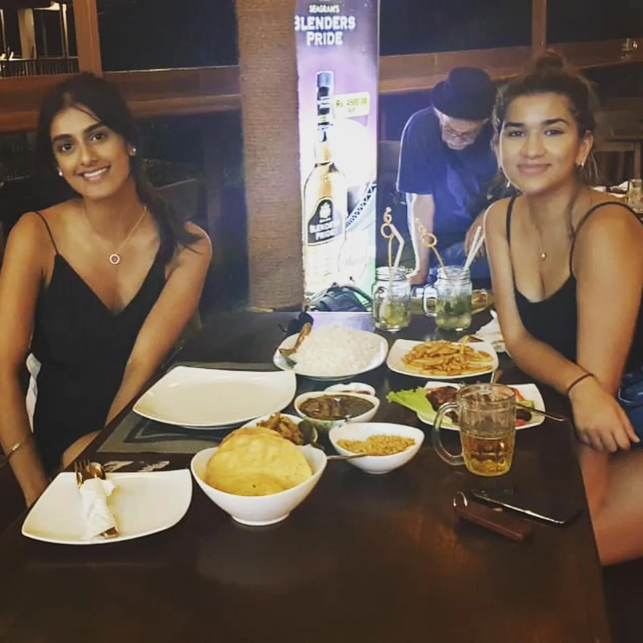 Restaurant/places to eat in Hotel Sunray