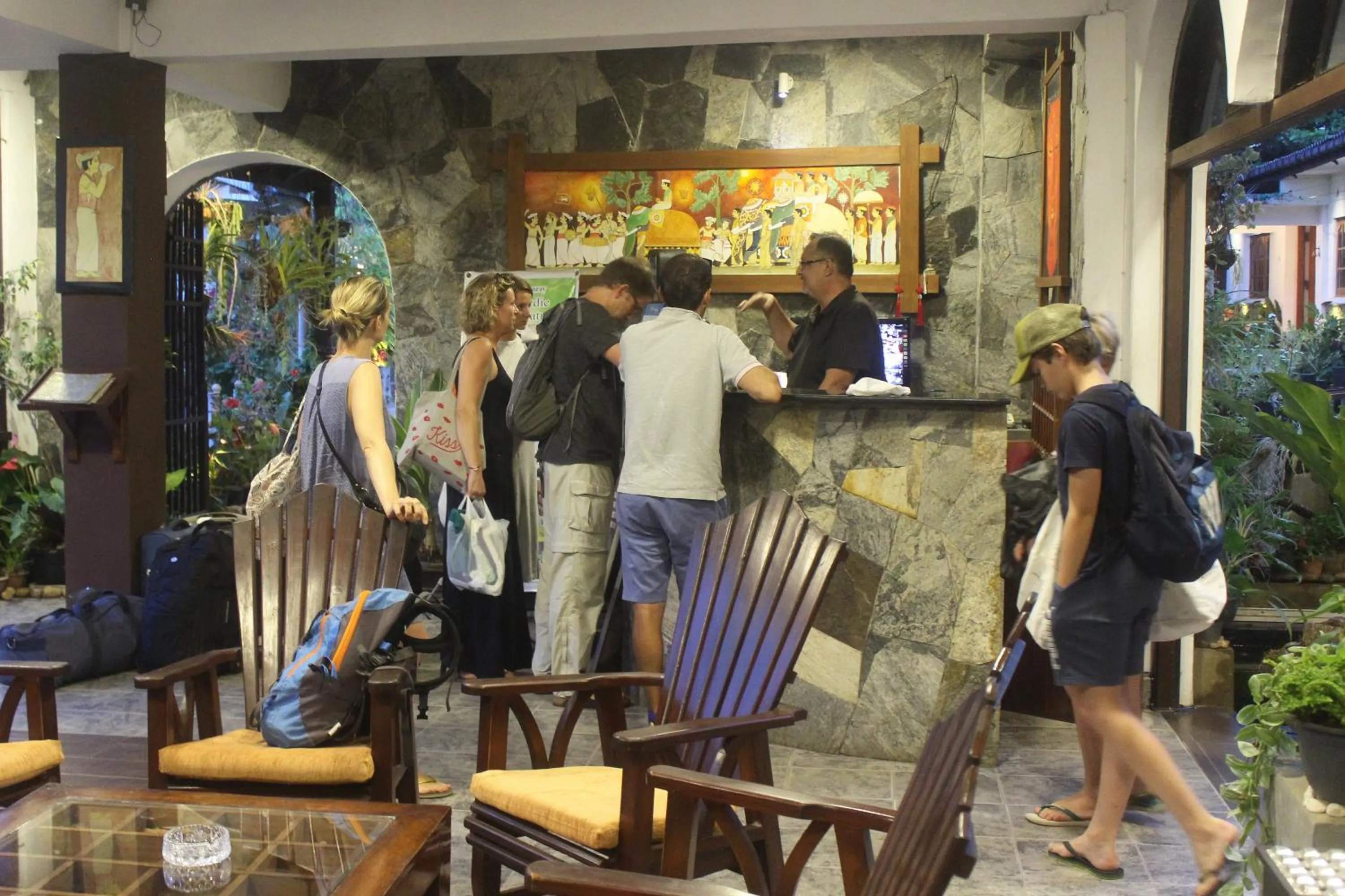 People in Hotel Sunray