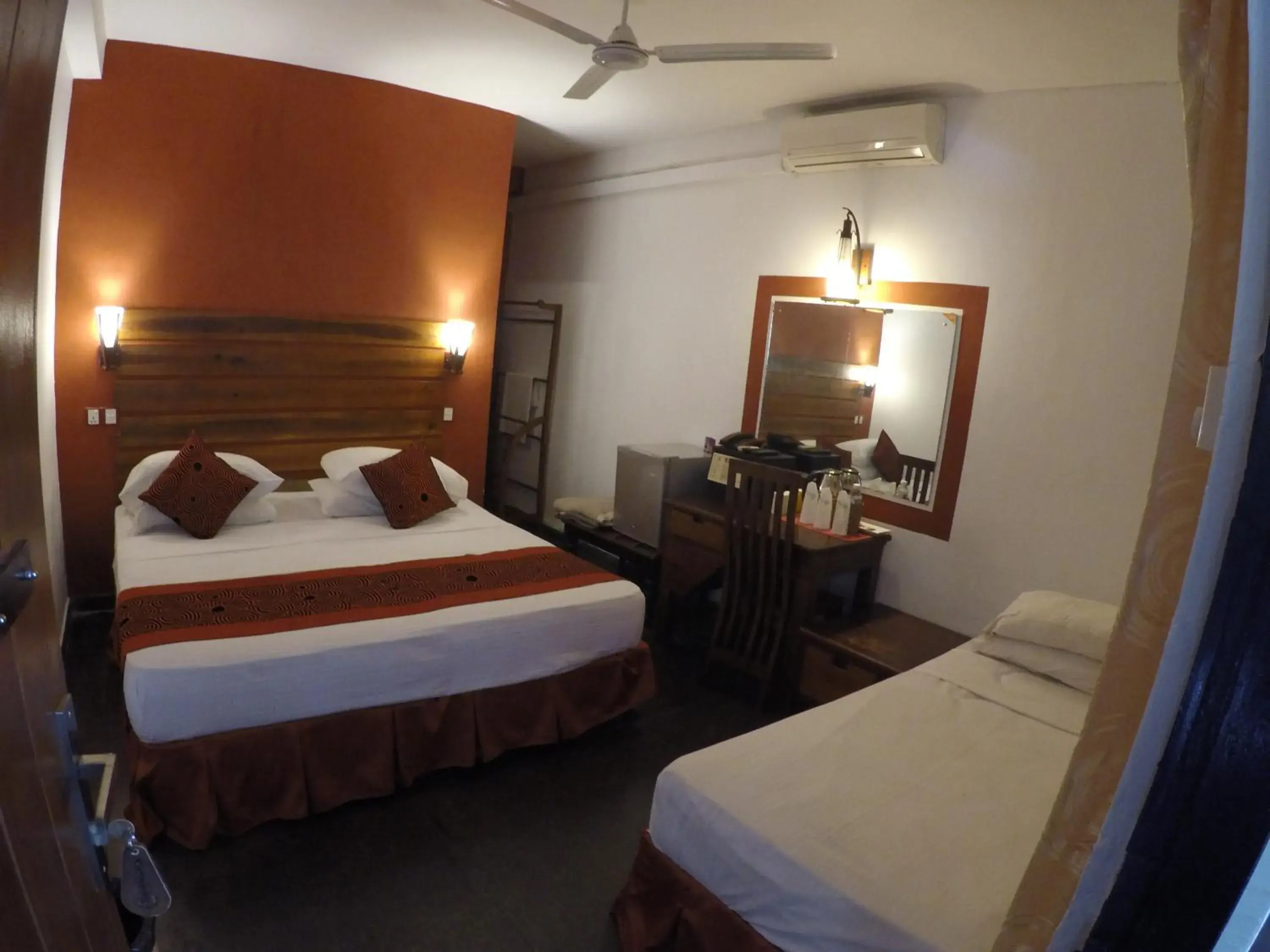 Standard Triple Room in Hotel Sunray Standard Triple Room in Hotel Sunray