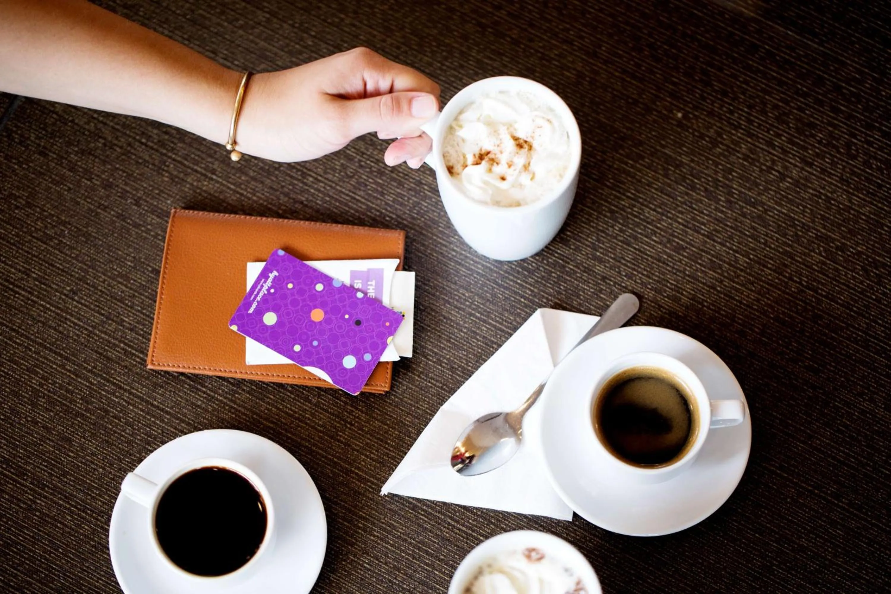 Lounge or bar in Hyatt Place Savannah Airport
