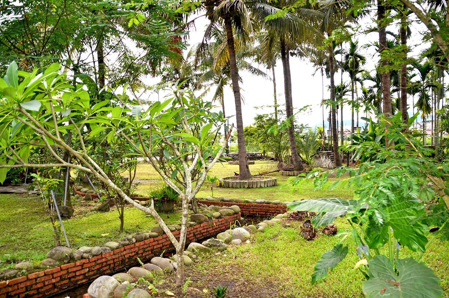 Kaohsiung Meinong Rabbit Paul Homestay B&B