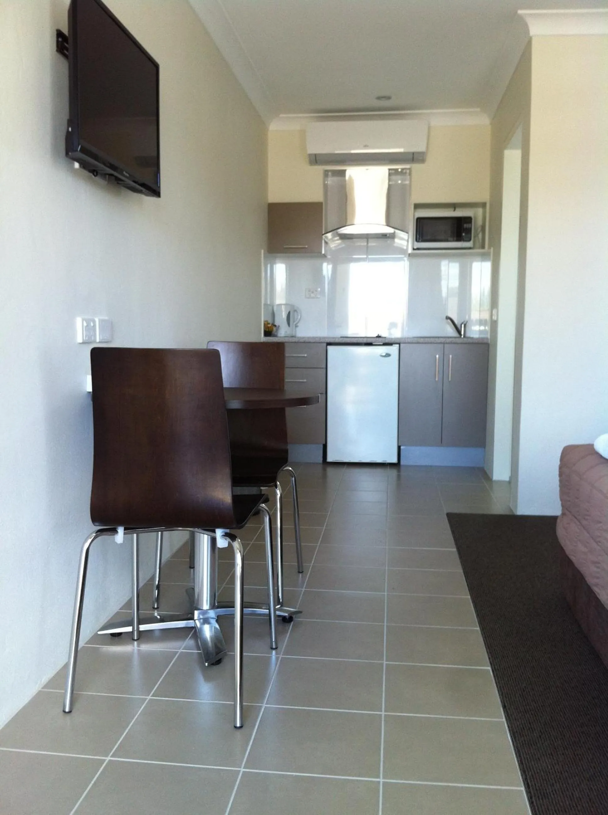 Kitchen or kitchenette in Centrepoint Motel
