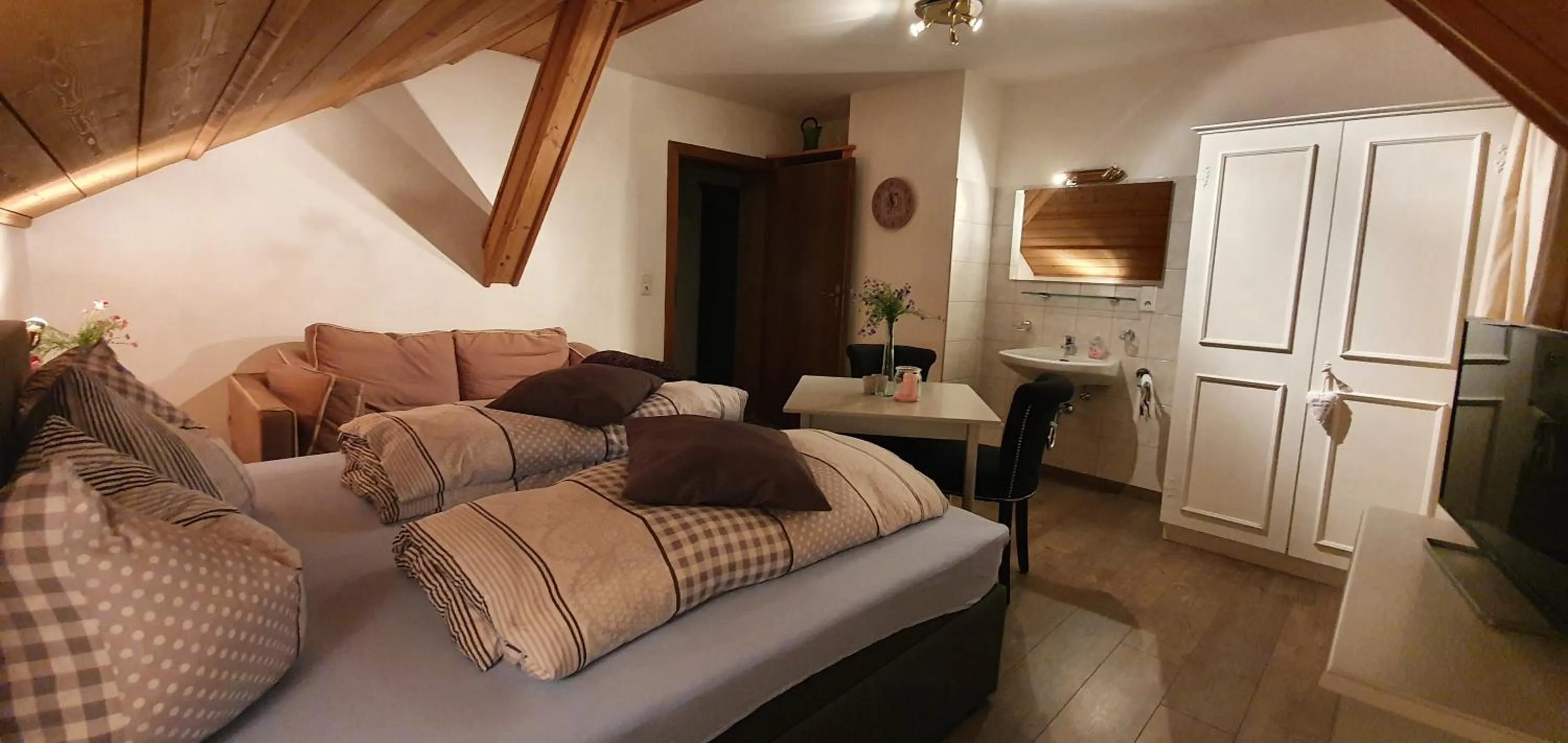 Bed in Hotel Gasthof Gaistal