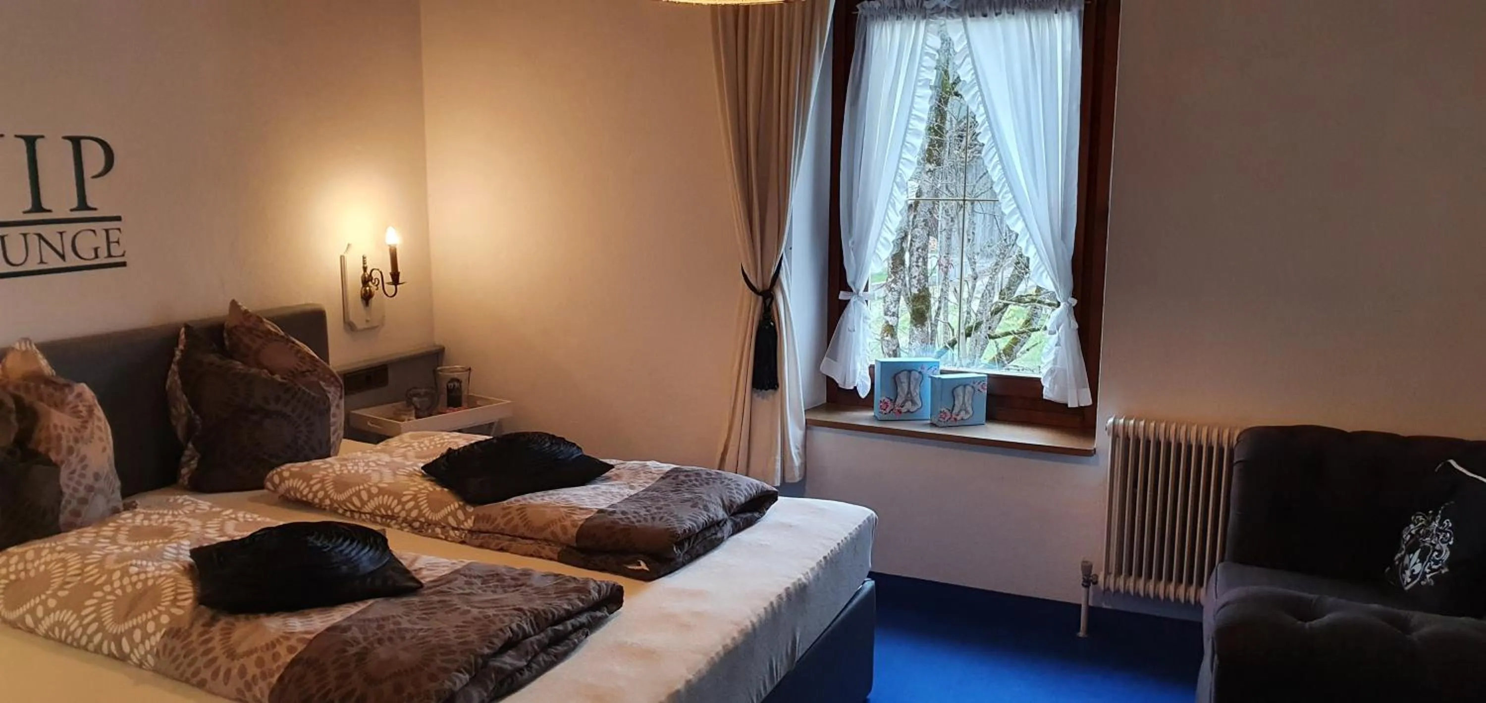 Photo of the whole room, Bed in Hotel Gasthof Gaistal