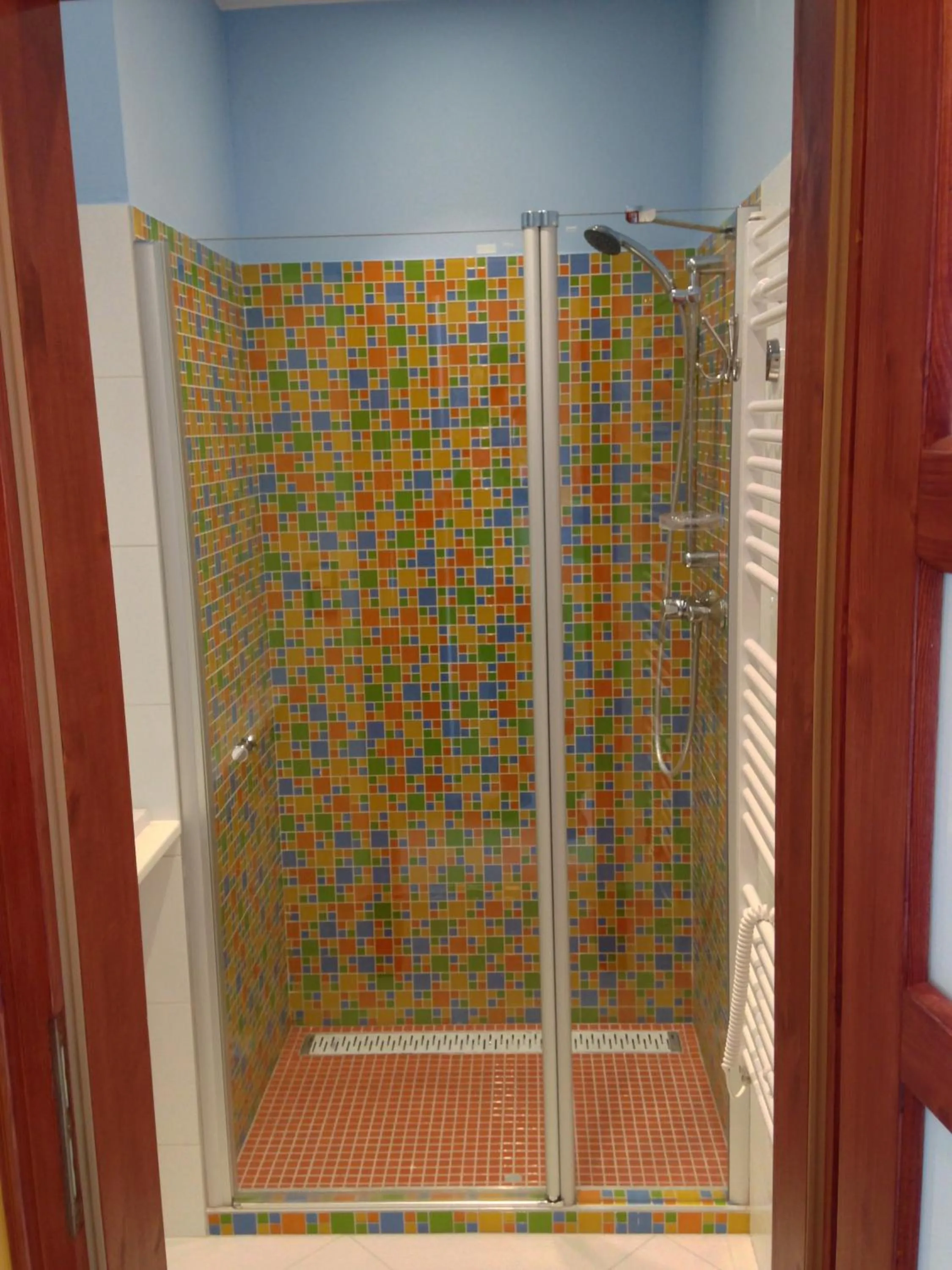 Shower in Lake View Apartments near Golf Resort Kunětická Hora, Dříteč