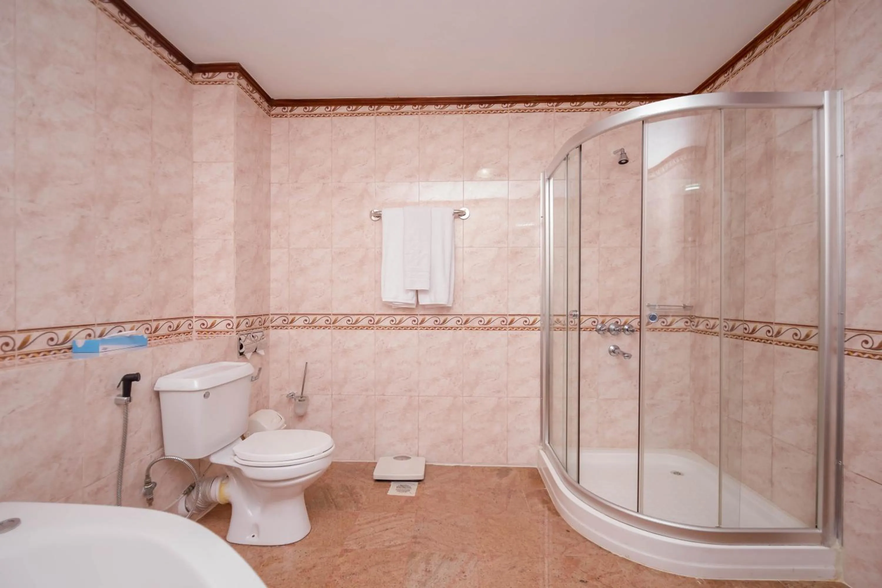 Bathroom in Muthu Silver Springs Hotel