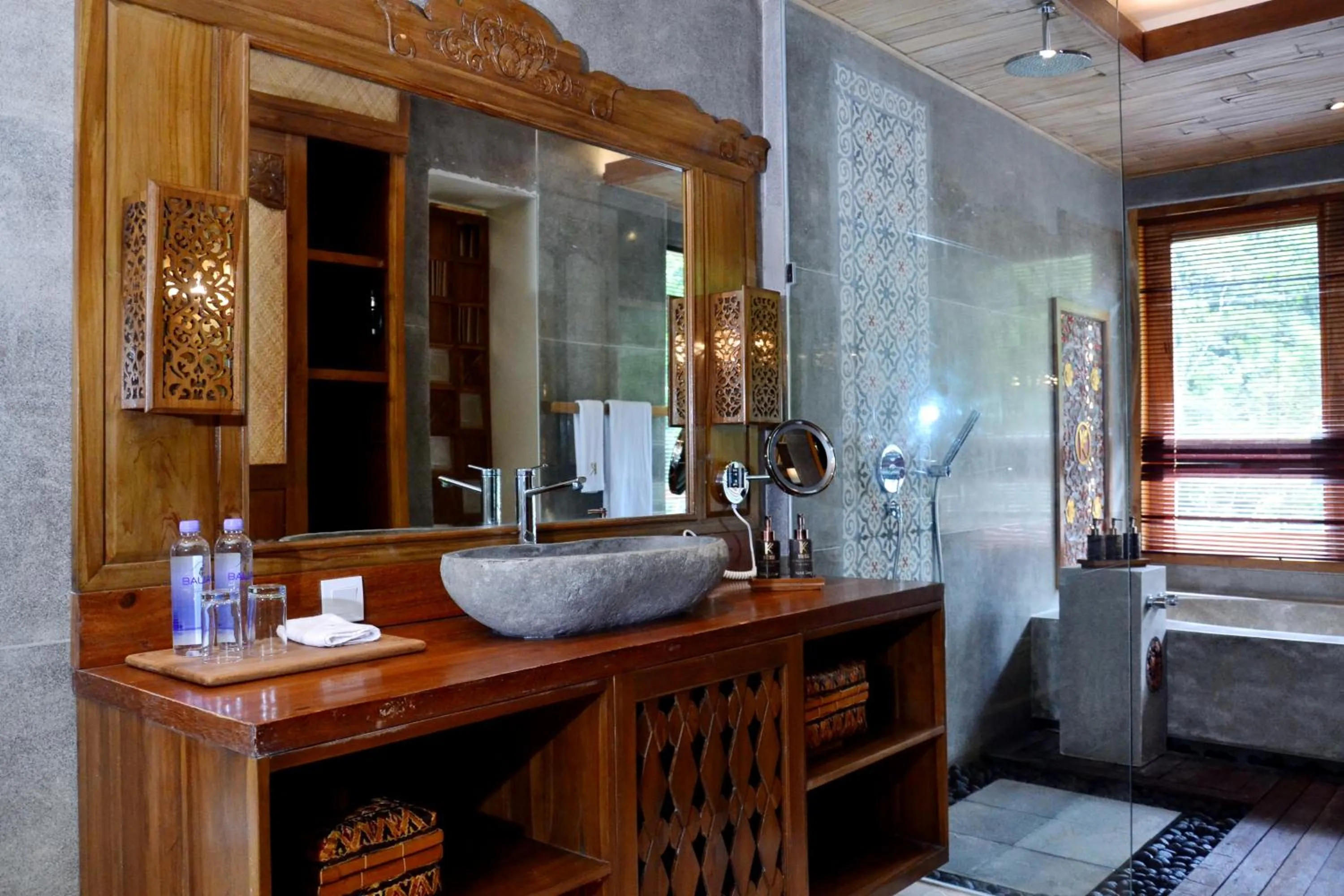 Bathroom in Kenran Resort Ubud By Soscomma