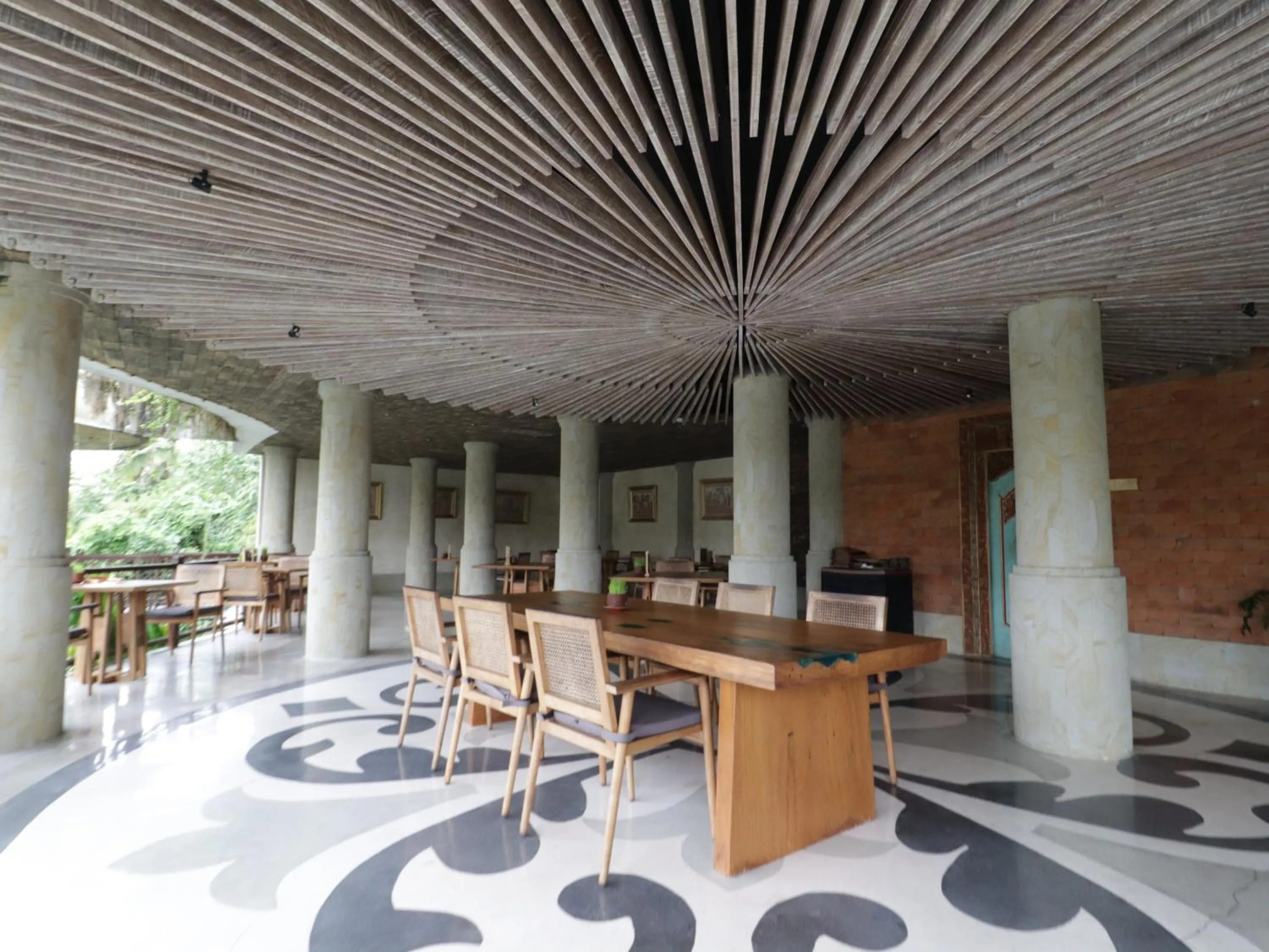 Restaurant/places to eat in Kenran Resort Ubud By Soscomma