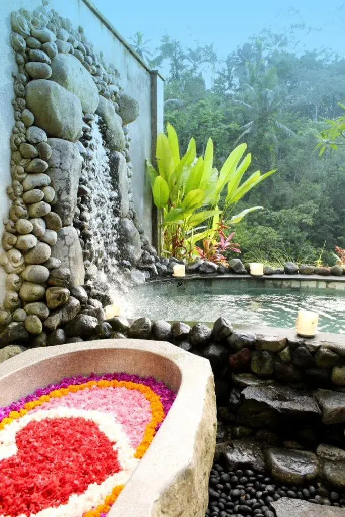 Pool view in Kenran Resort Ubud By Soscomma Pool view in Kenran Resort Ubud By Soscomma