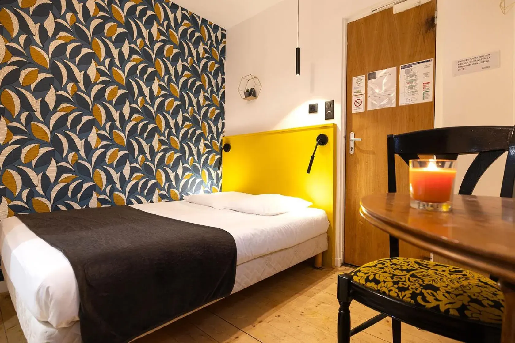 Superior Single Room - single occupancy in Hotel de La Paix Superior Single Room - single occupancy in Hotel de La Paix