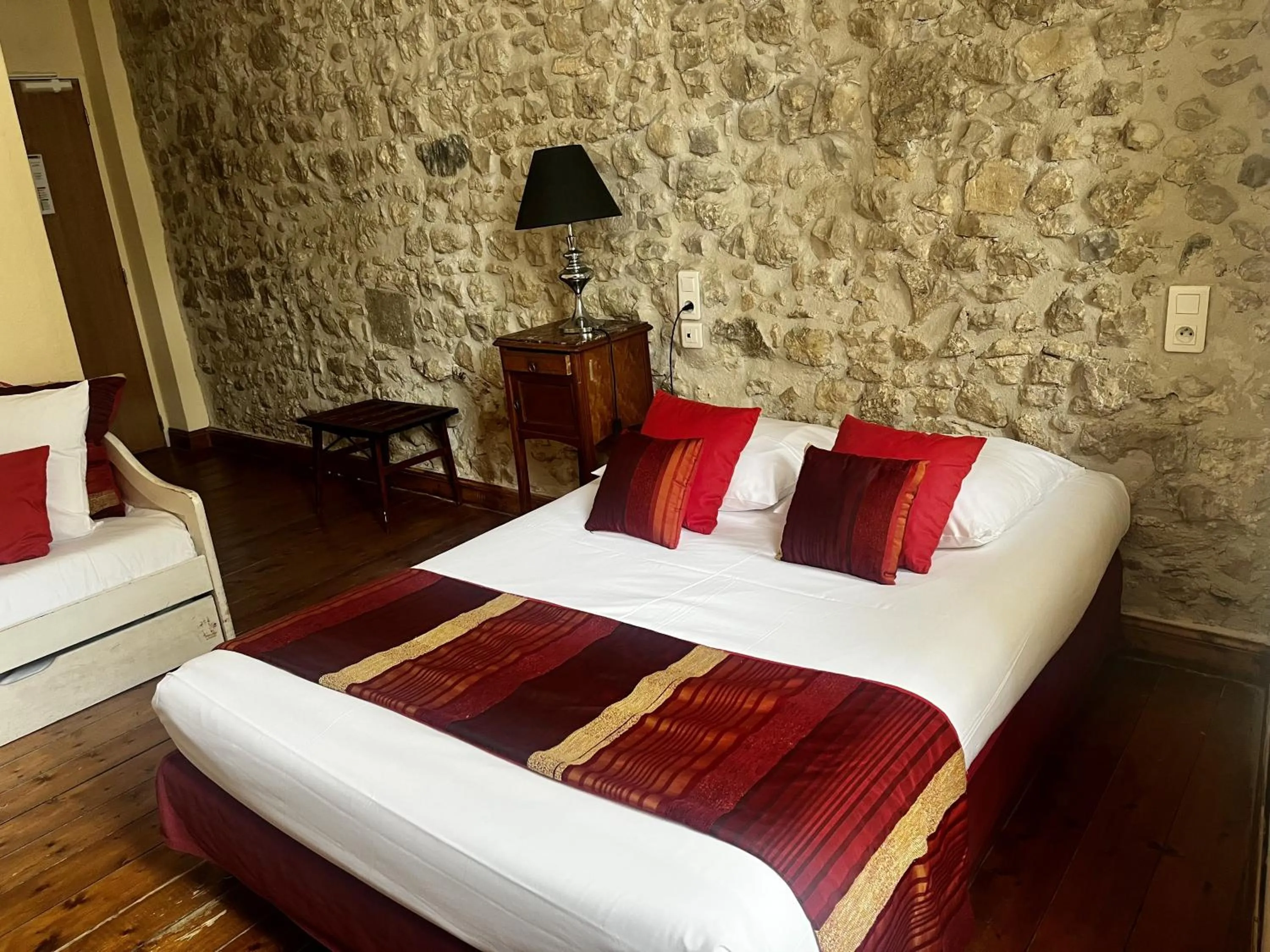 Bed in Hotel de La Paix