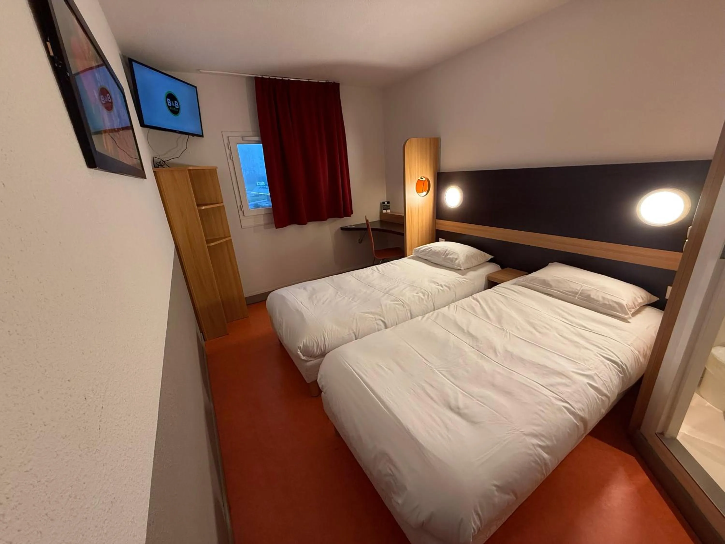 Bedroom, Bed in Premiere Classe Lisieux