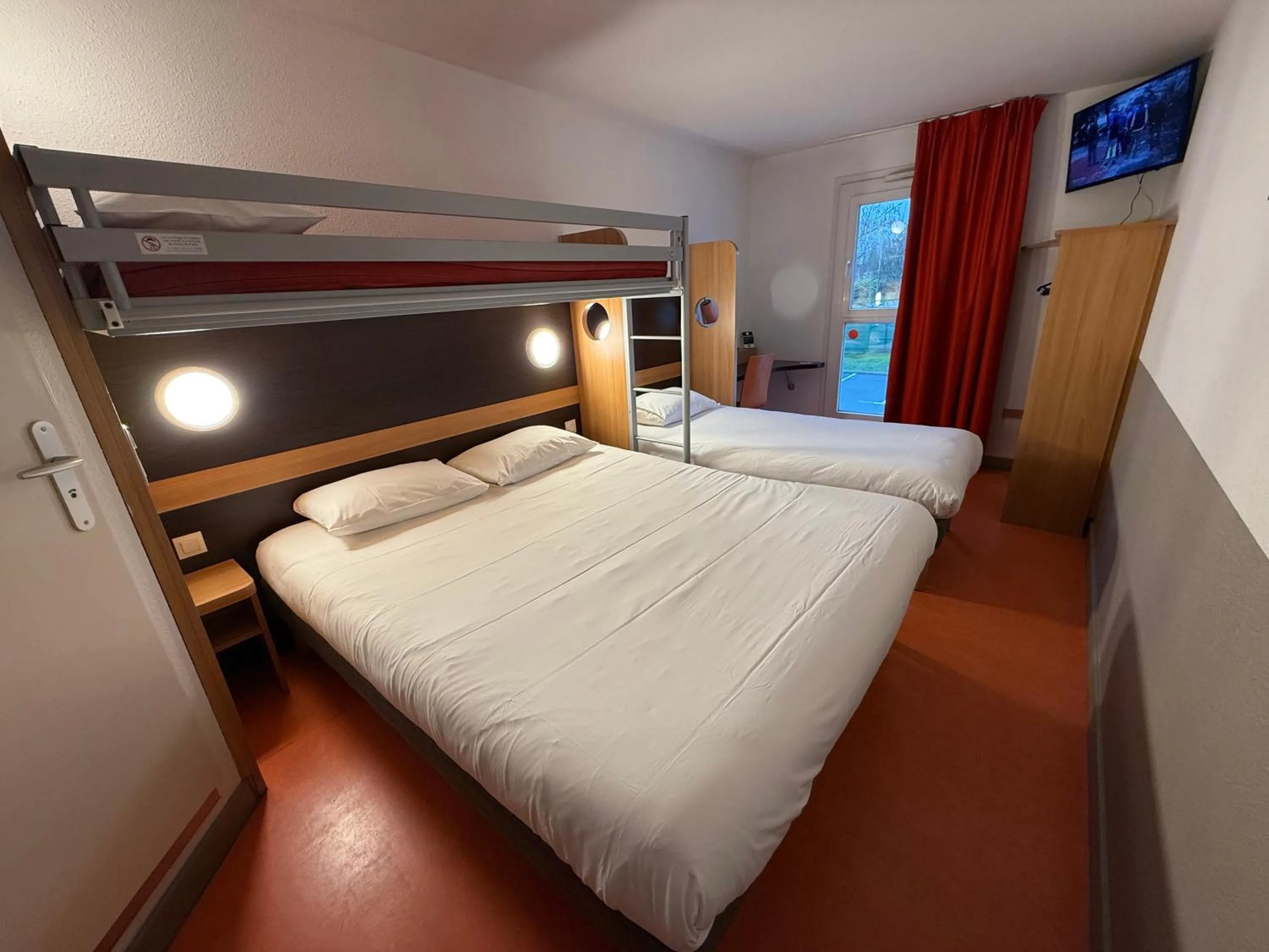 Bed in Premiere Classe Lisieux