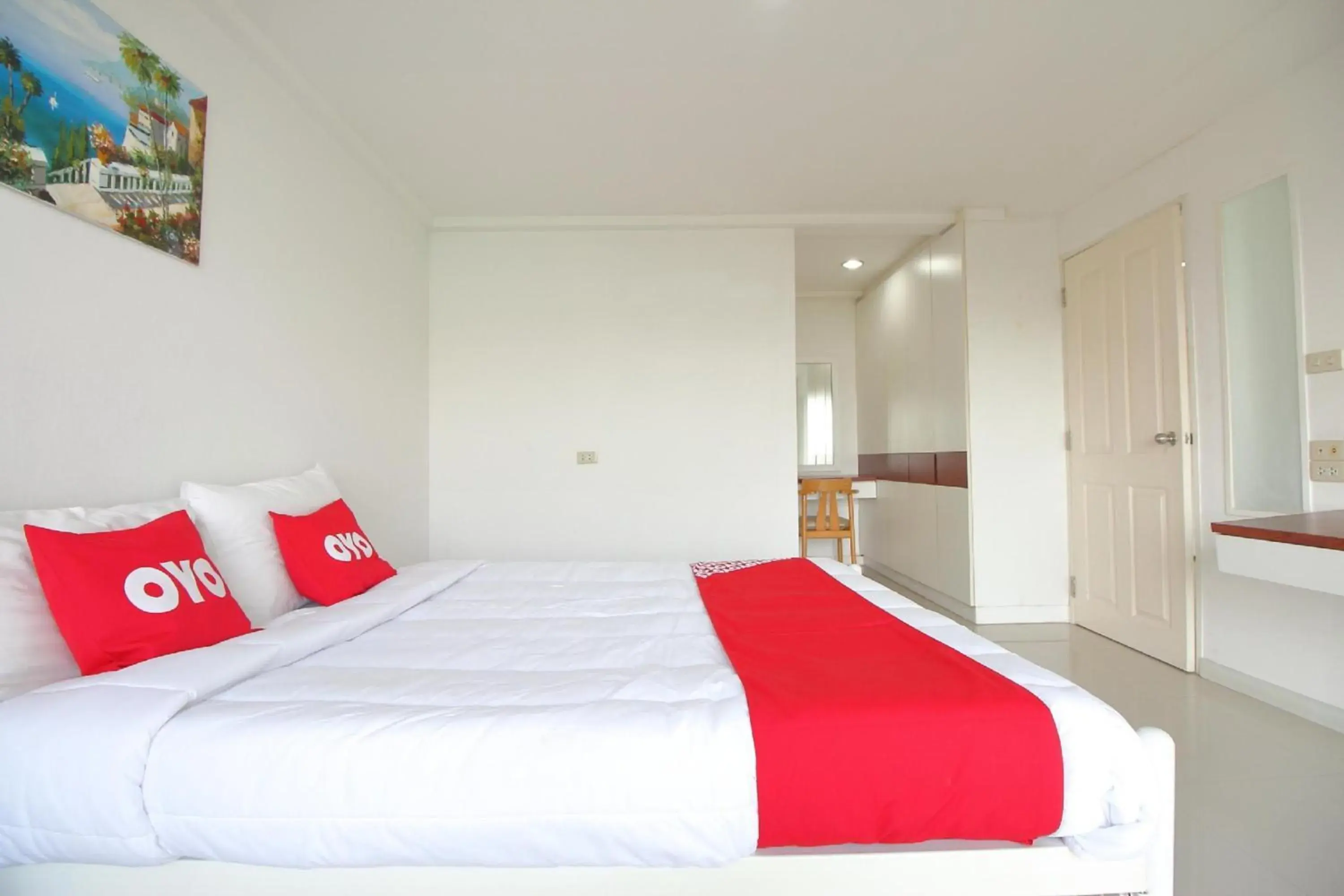 Photo of the whole room, Bed in Super OYO 498 Ladawan Villa Photo of the whole room, Bed in Super OYO 498 Ladawan Villa