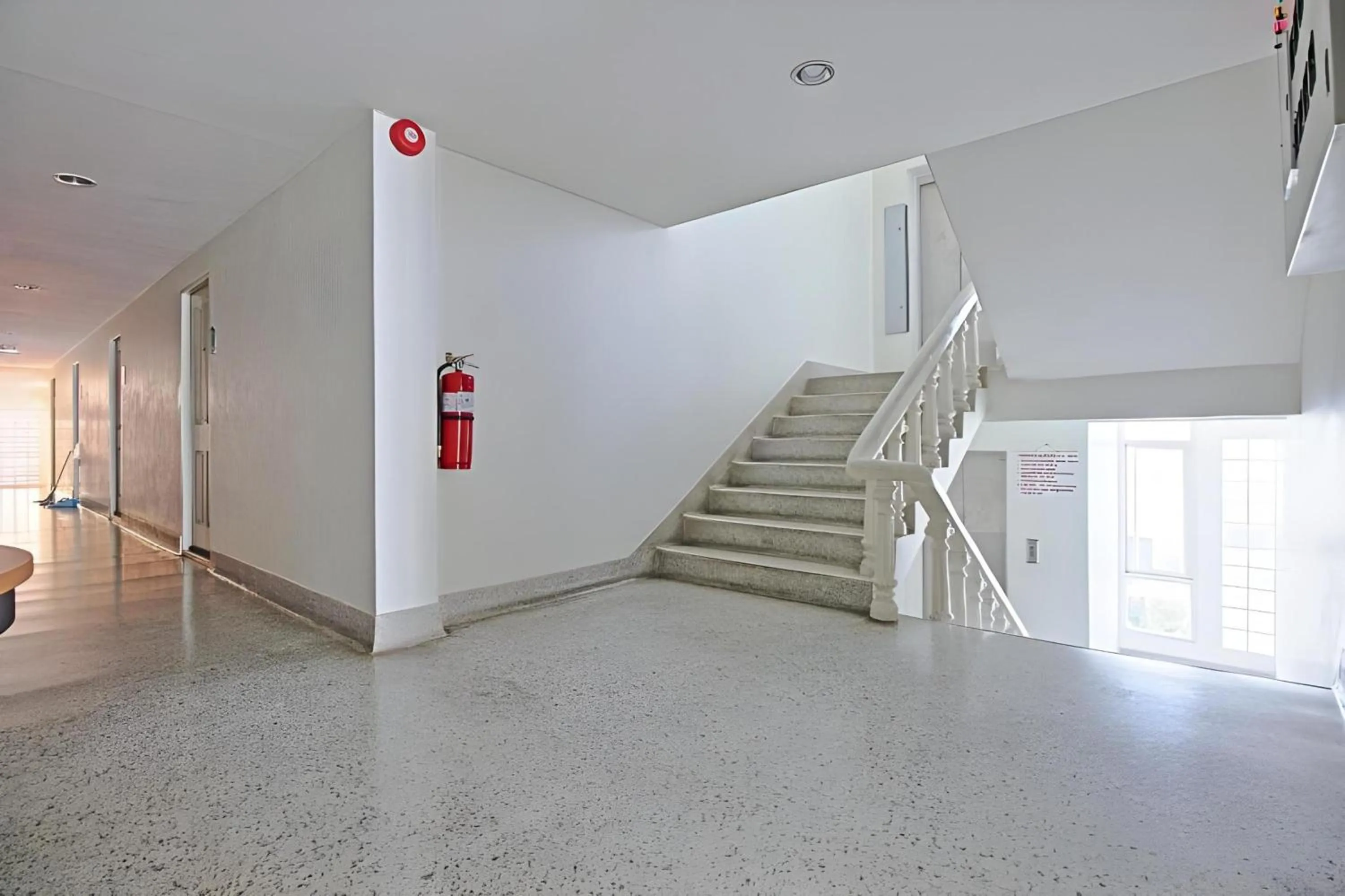 Lobby or reception in Super OYO 498 Ladawan Villa