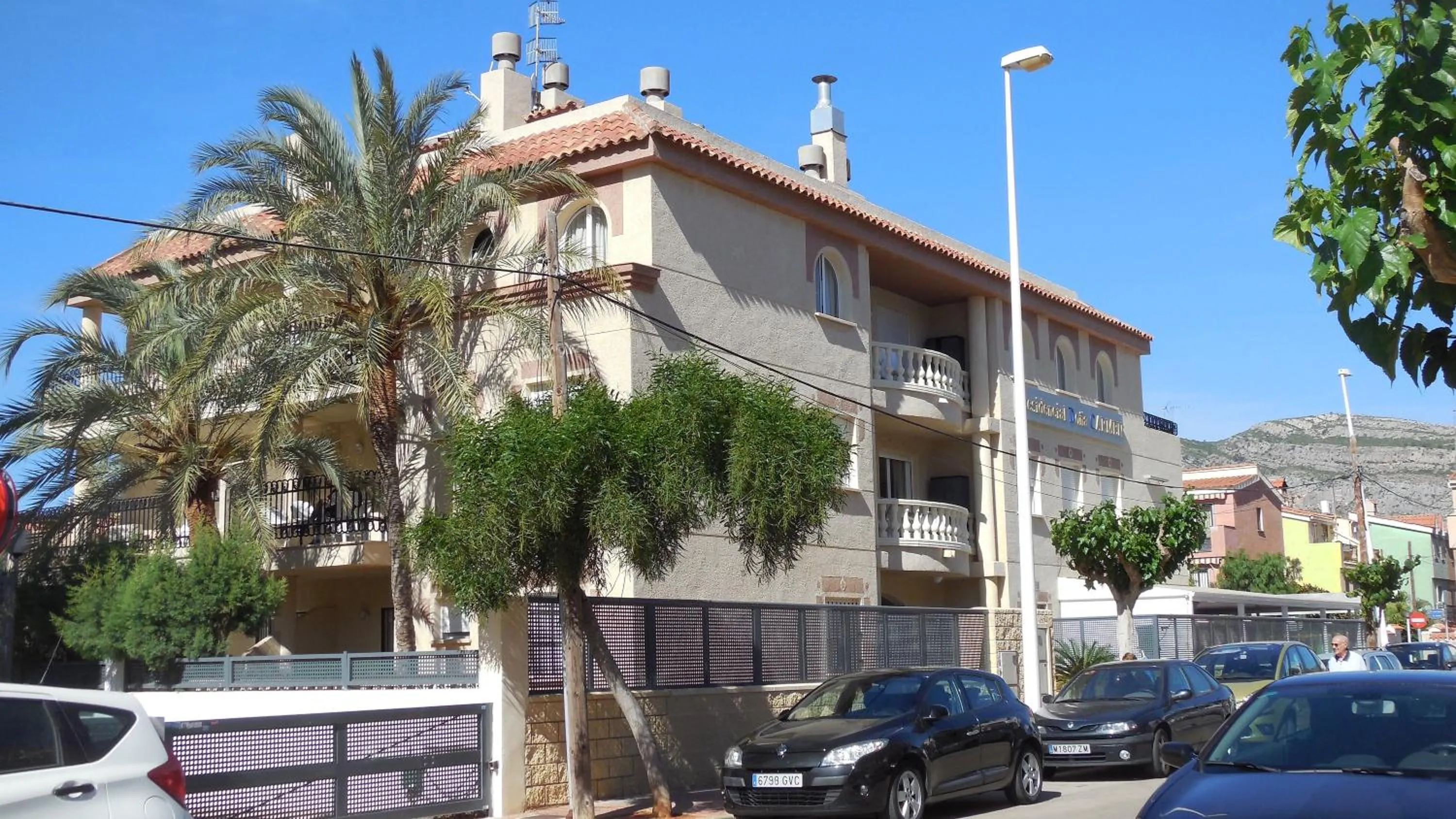 Property building in Apartamentos Doña Carmen 3000