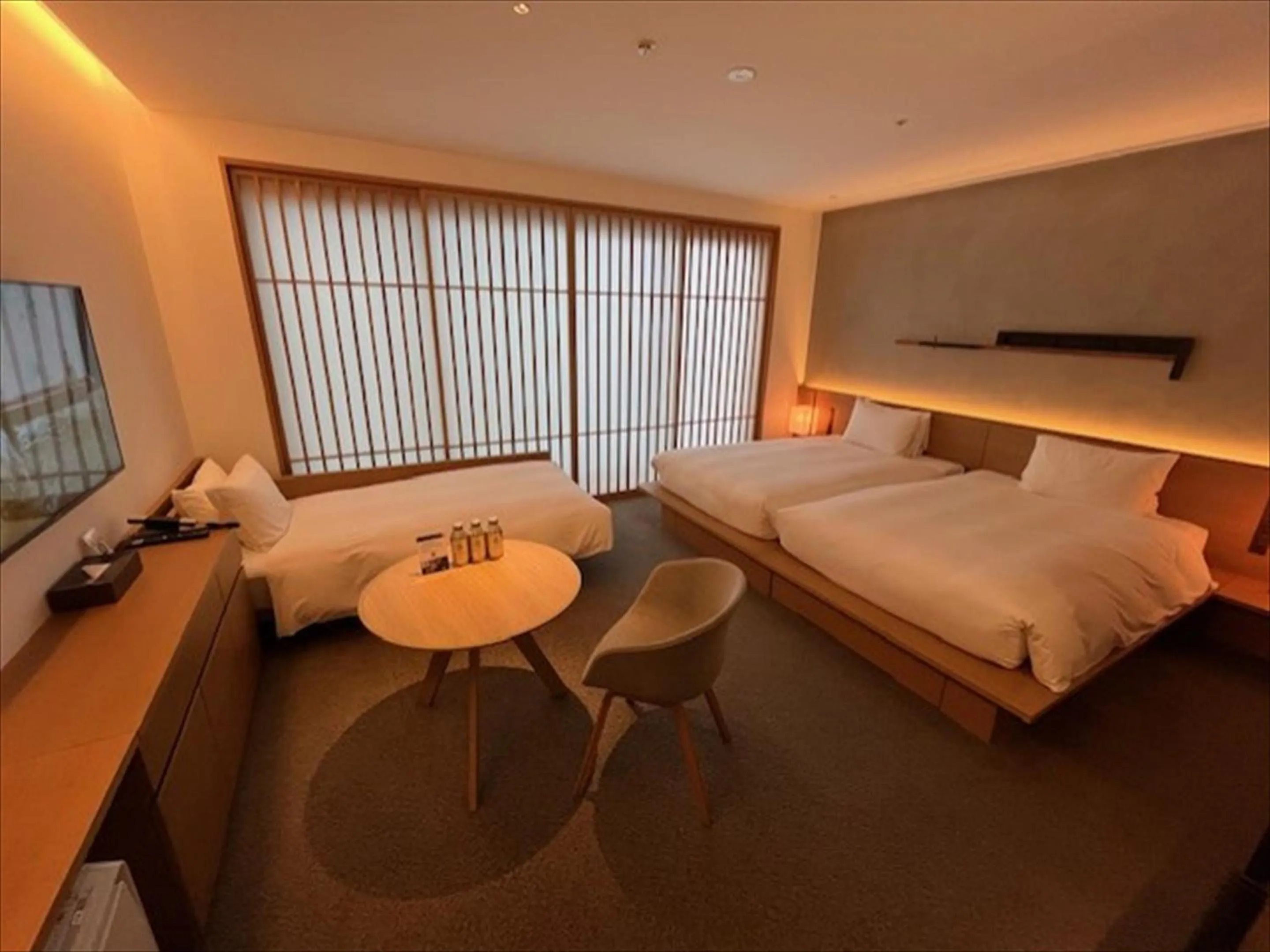 Photo of the whole room, Bed in nol kyoto sanjo