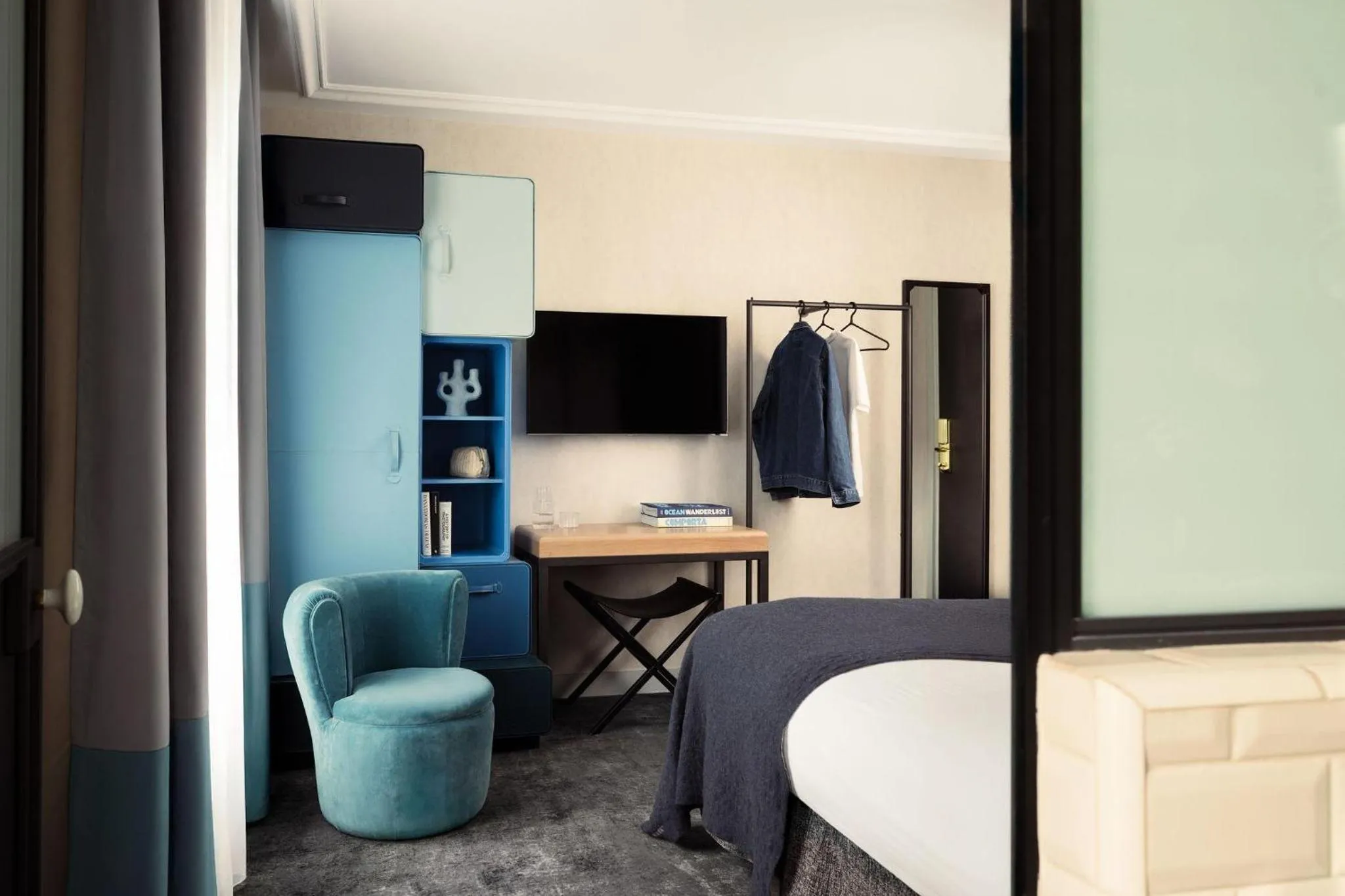 Bed in Terrass" Hotel