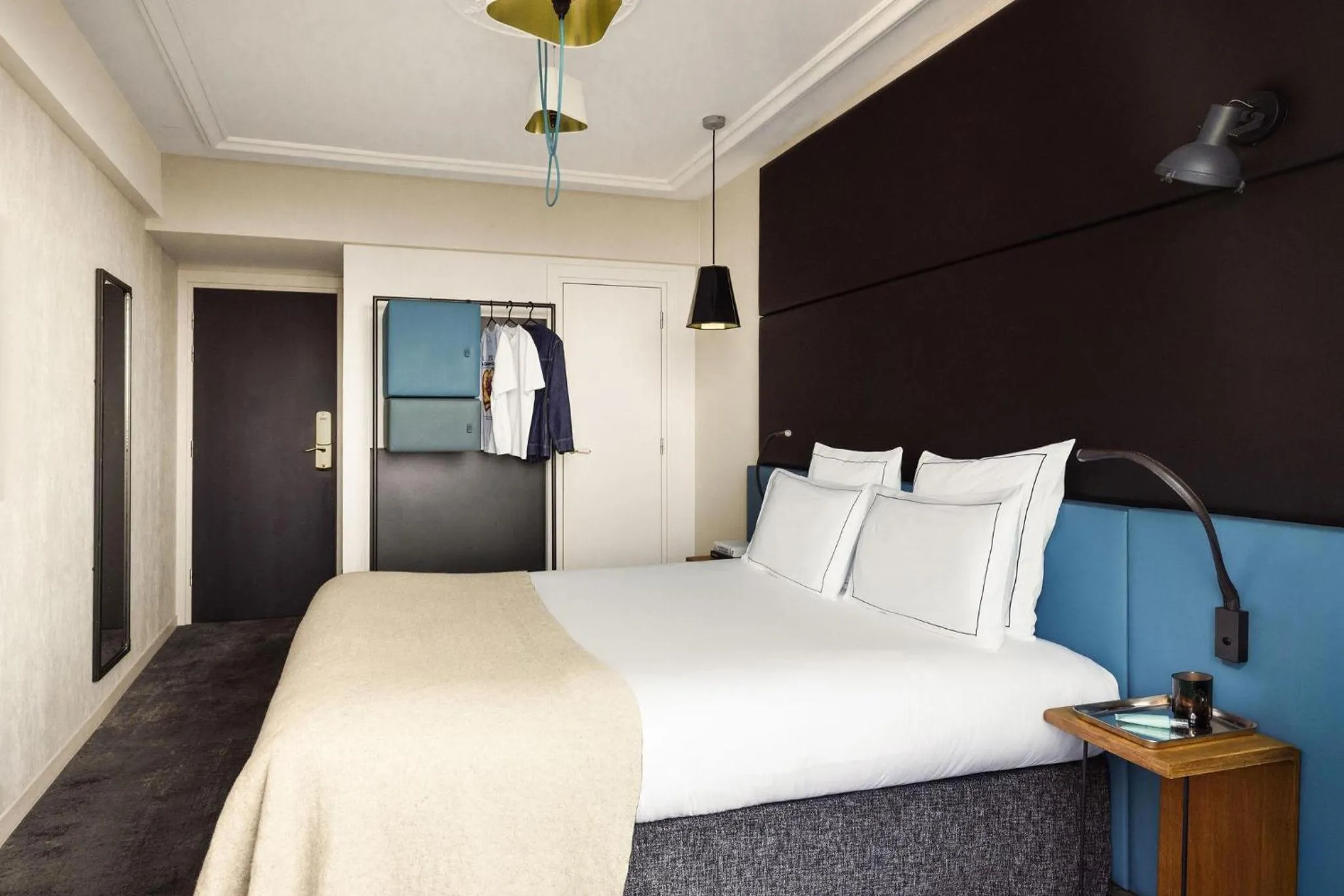 Bed in Terrass" Hotel