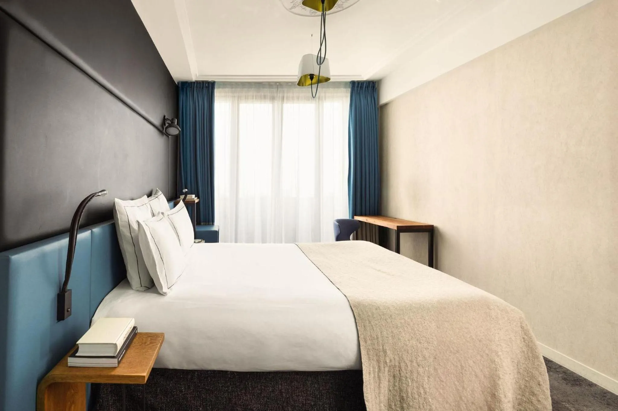 Bed in Terrass" Hotel