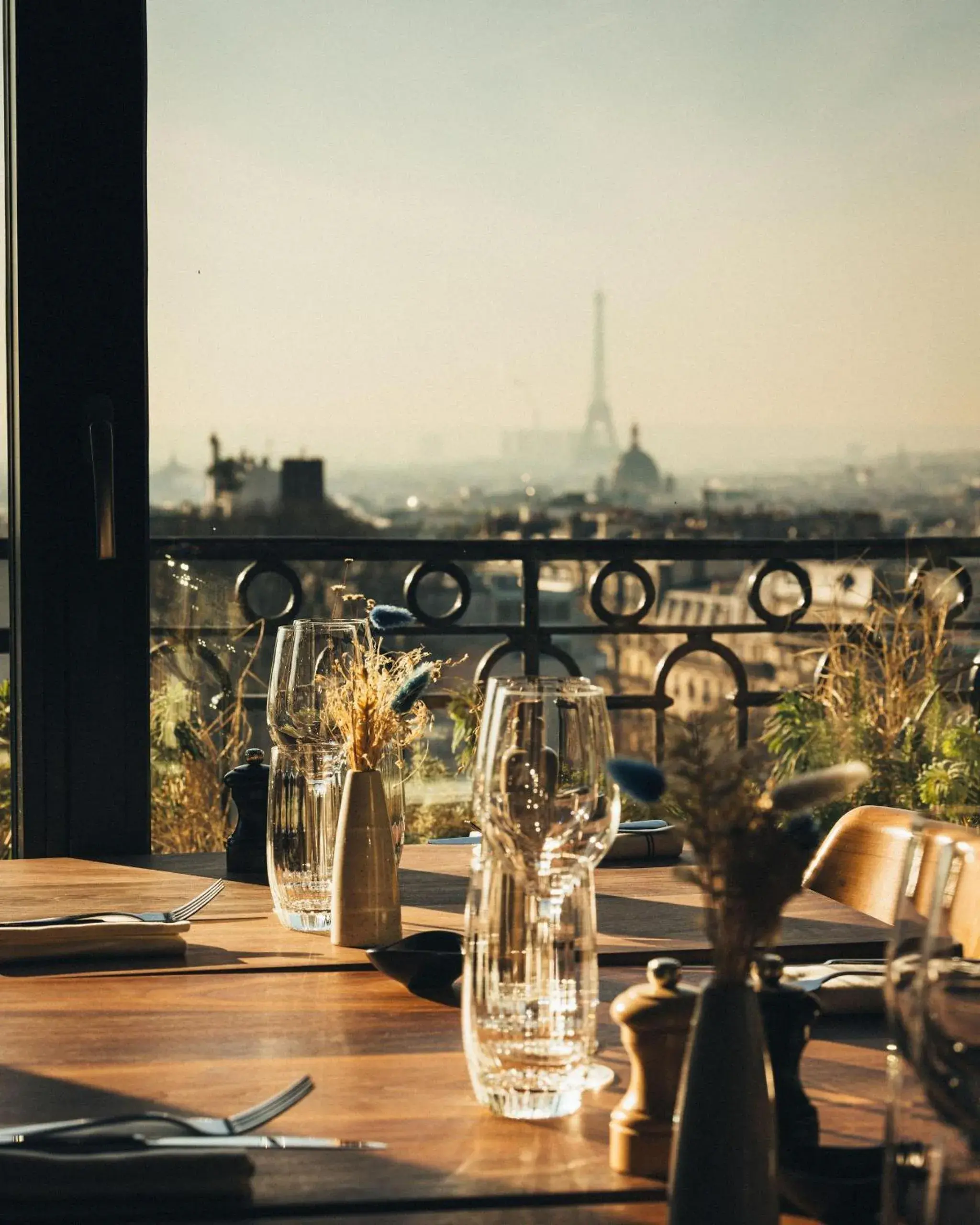 Restaurant/places to eat in Terrass" Hotel Restaurant/places to eat in Terrass" Hotel