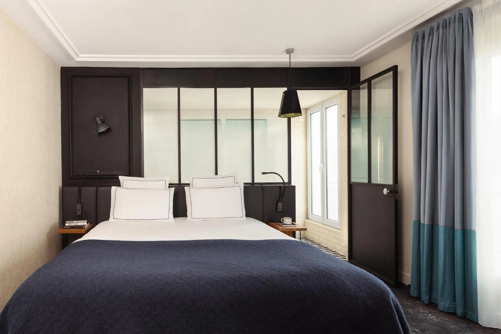 Bed in Terrass" Hotel