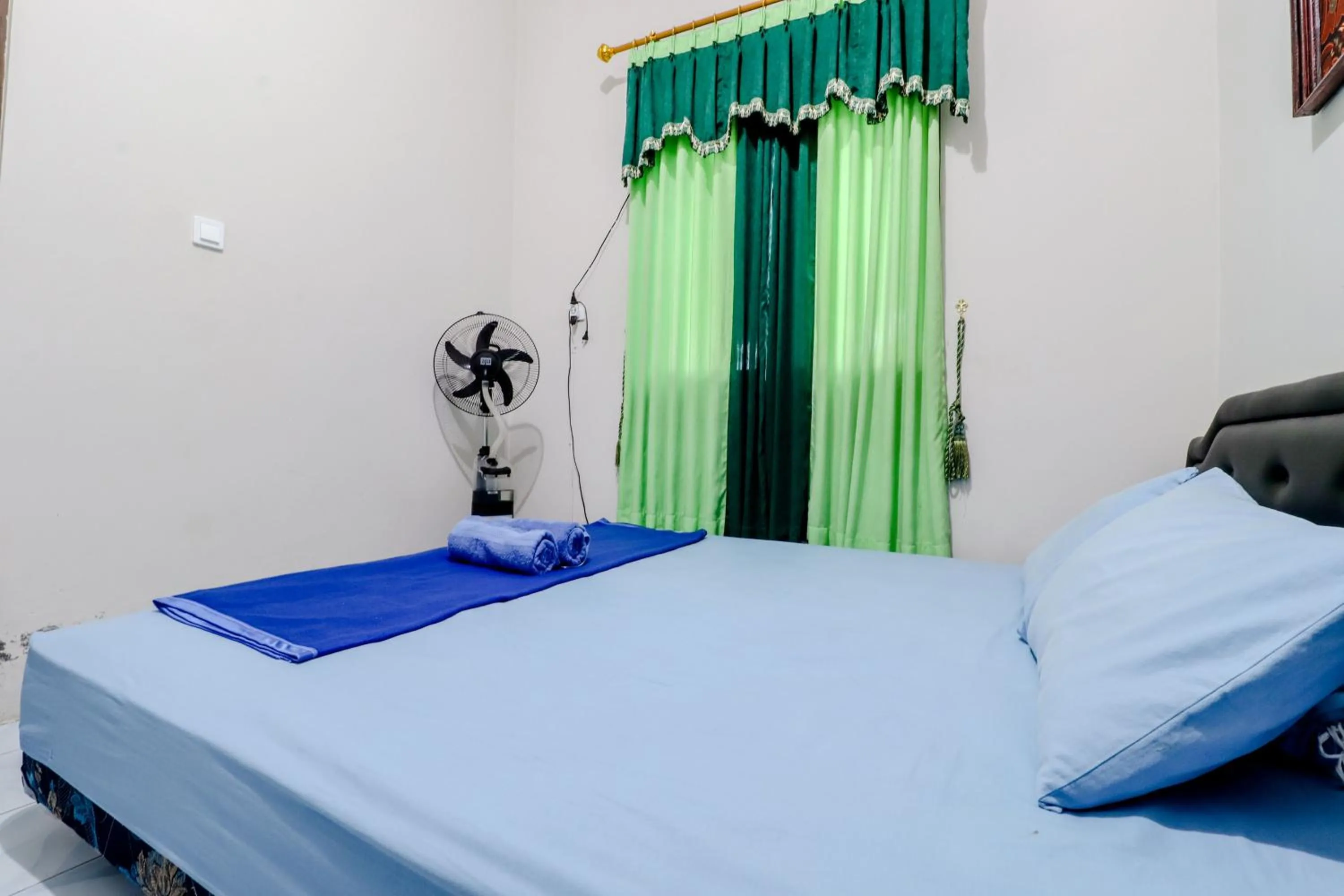 Bed in Homestay Damandiri Prambanan Syariah