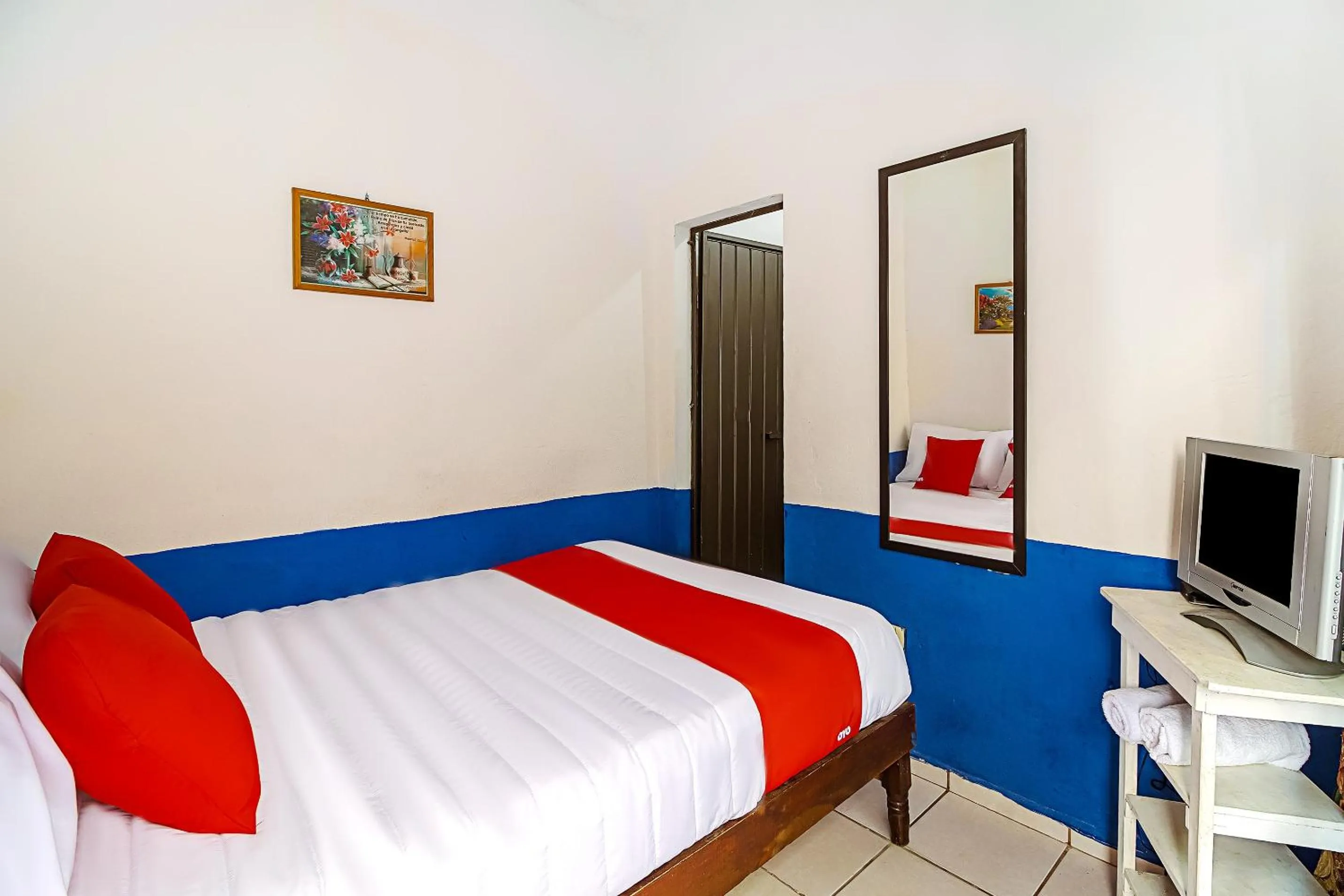 Bedroom, Bed in OYO Hotel Posada Los Faroles,Tabasco