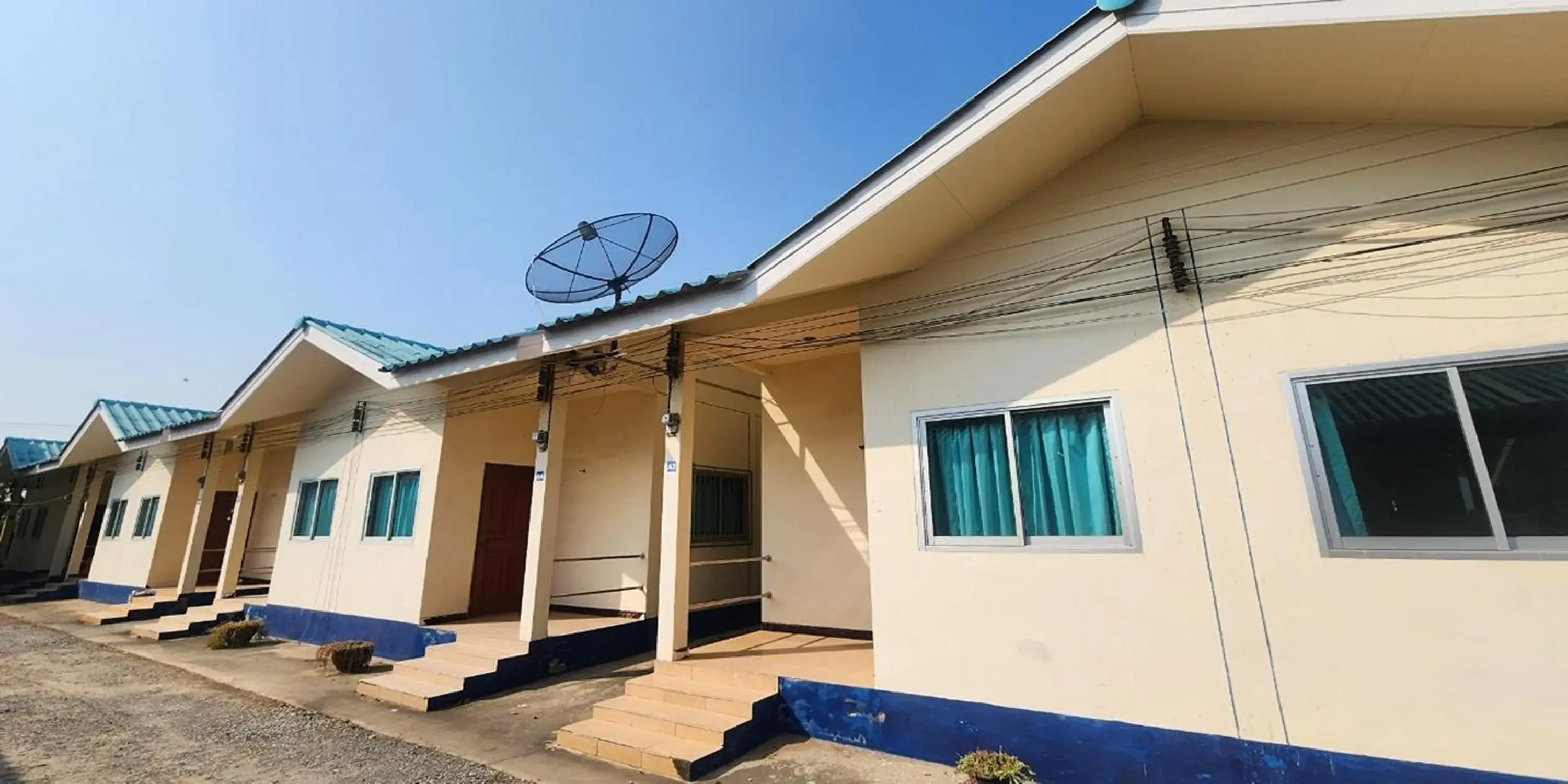 Property building in Chok Phikul Thong Resort Property building in Chok Phikul Thong Resort