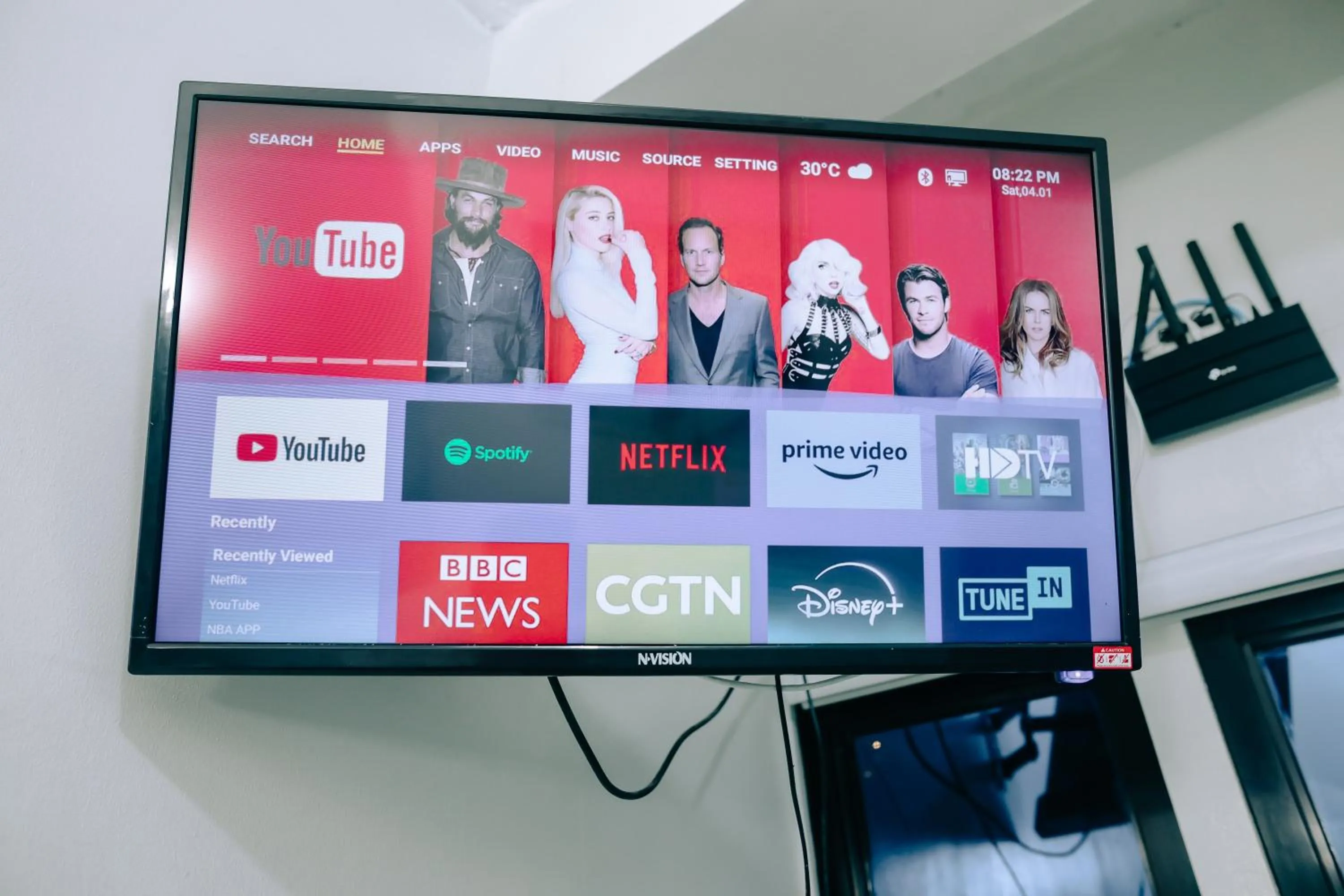 TV and multimedia in RedDoorz near Mariners Legazpi