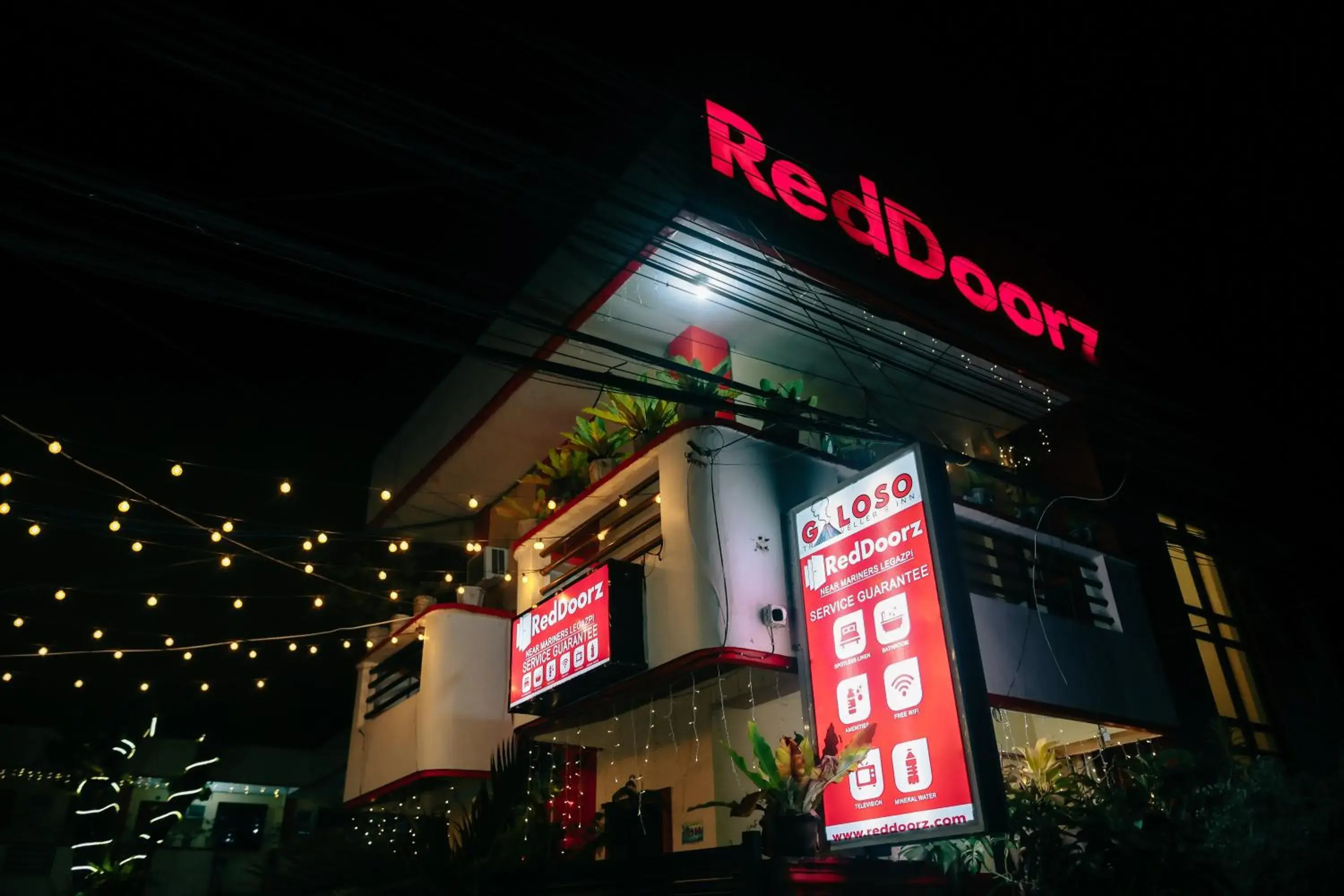 RedDoorz near Mariners Legazpi RedDoorz near Mariners Legazpi