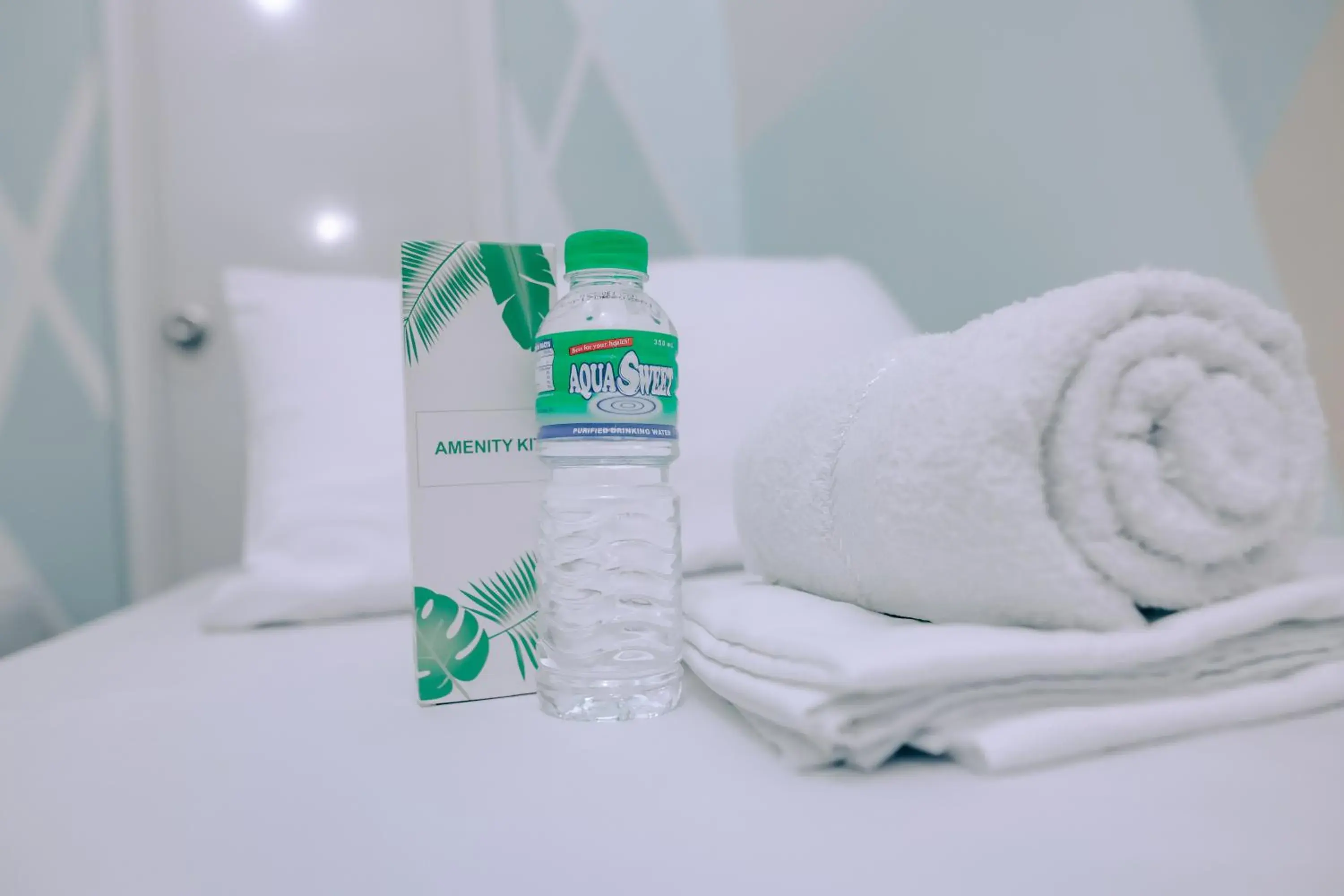 Photo of the whole room, Bed in RedDoorz near Mariners Legazpi Photo of the whole room, Bed in RedDoorz near Mariners Legazpi