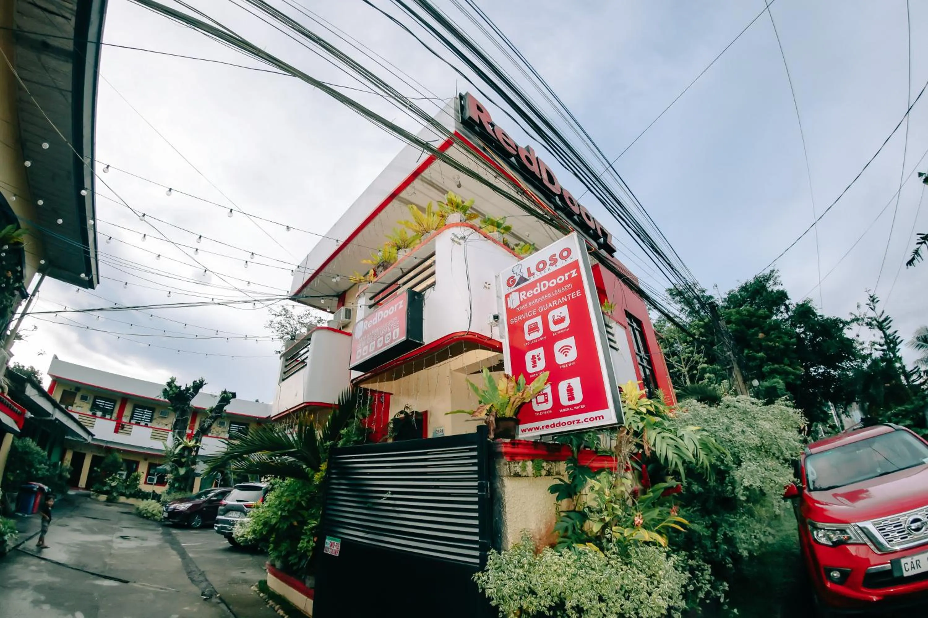 Property building in RedDoorz near Mariners Legazpi