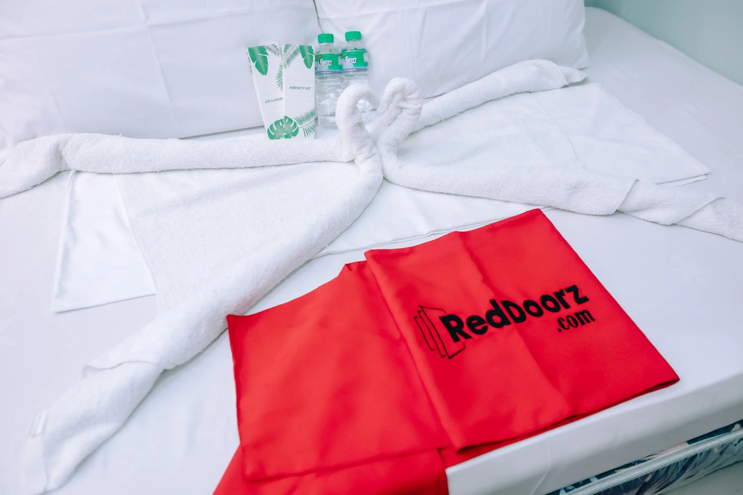 Bed in RedDoorz near Mariners Legazpi