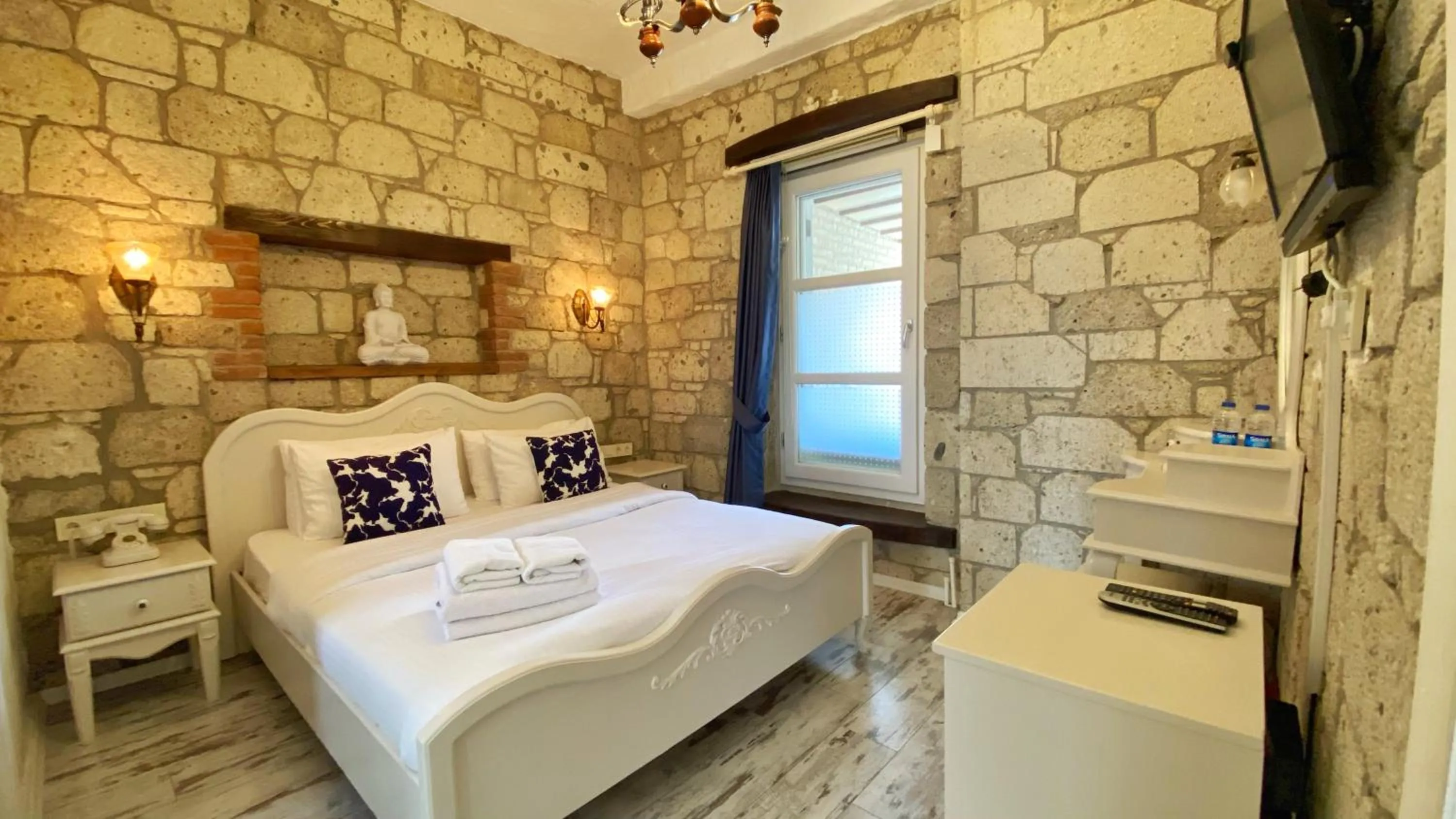 Photo of the whole room, Bed in Rue d'Azur Alaçatı