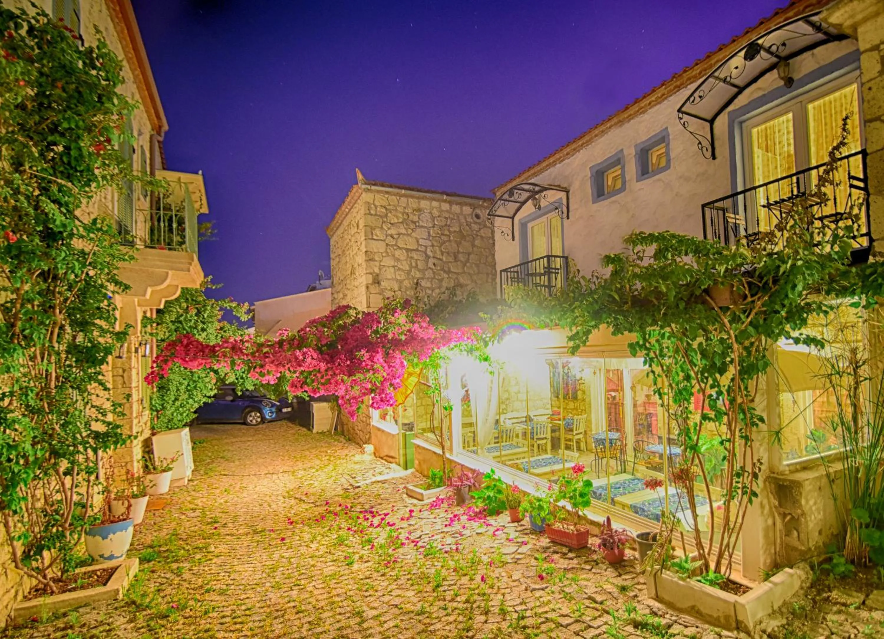 Garden, Property Building in Rue d'Azur Alaçatı