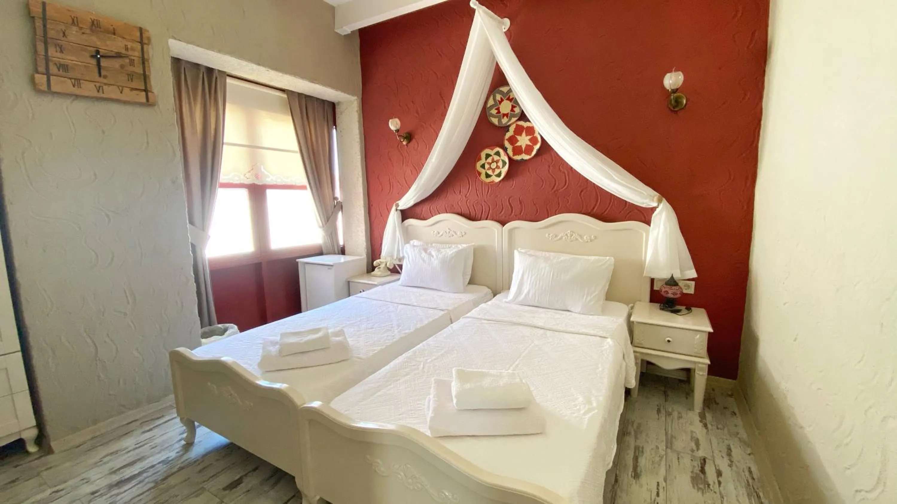 Photo of the whole room, Bed in Rue d'Azur Alaçatı