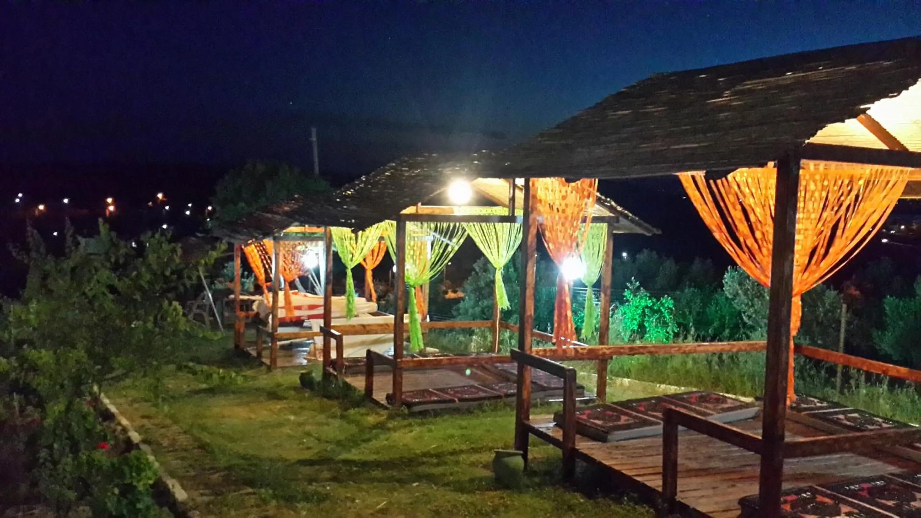 Patio in Ciftlik Hotel