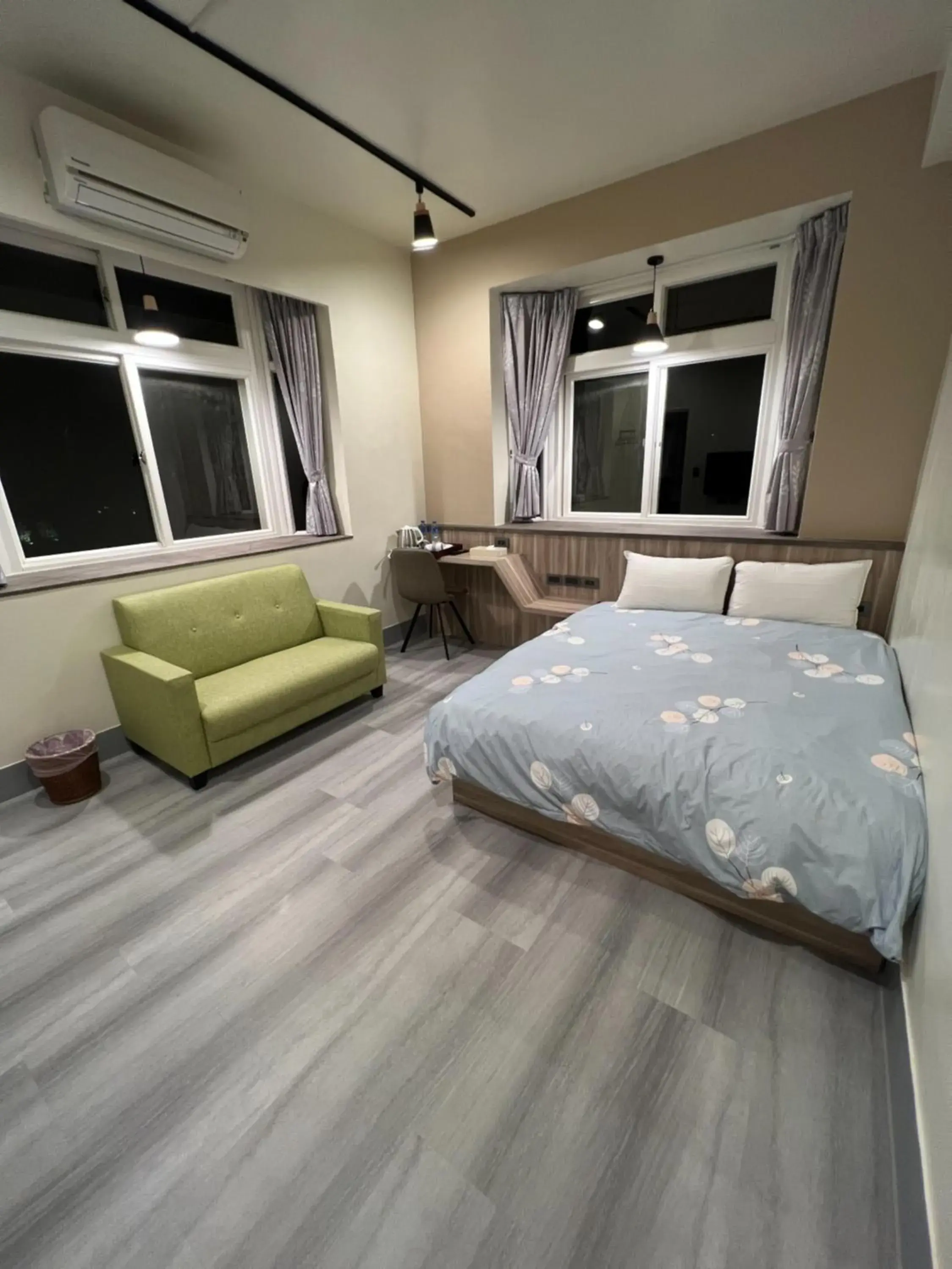 Double Room with Mountain View in Nantou Xitou Riverside Homestay B&B Double Room with Mountain View in Nantou Xitou Riverside Homestay B&B