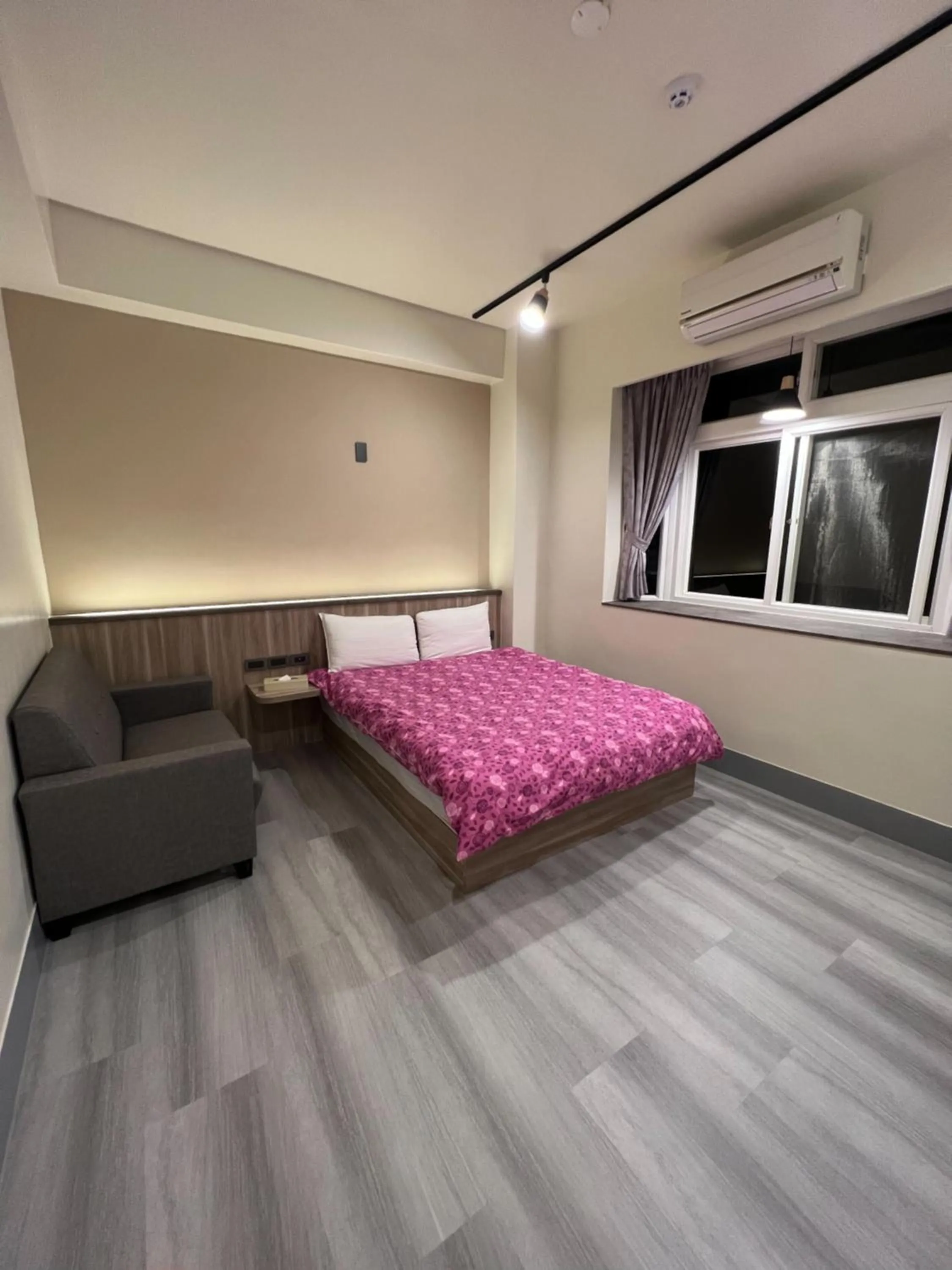 Bed in Nantou Xitou Riverside Homestay B&B