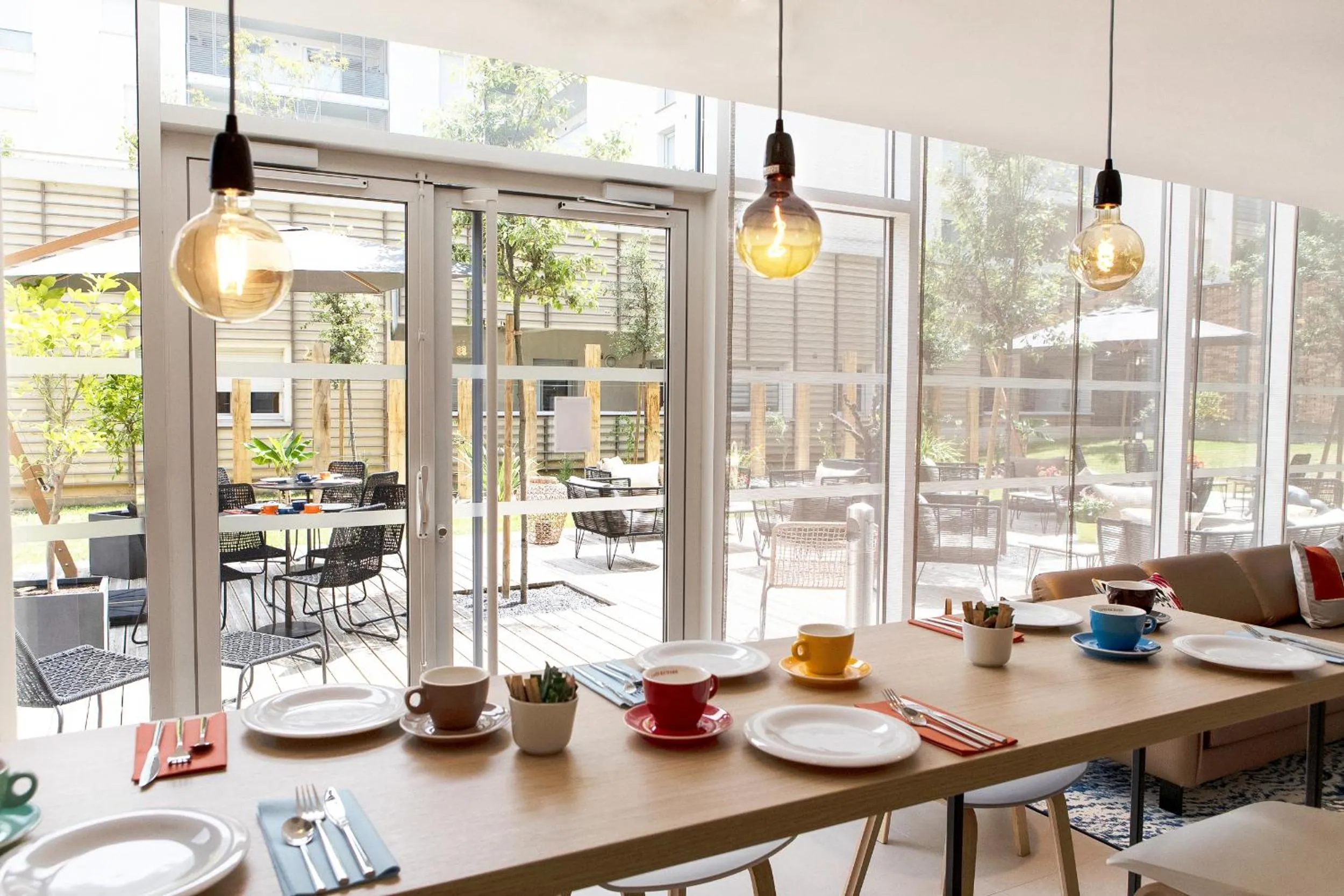 Breakfast in Residhome Toulouse Ponts Jumeaux