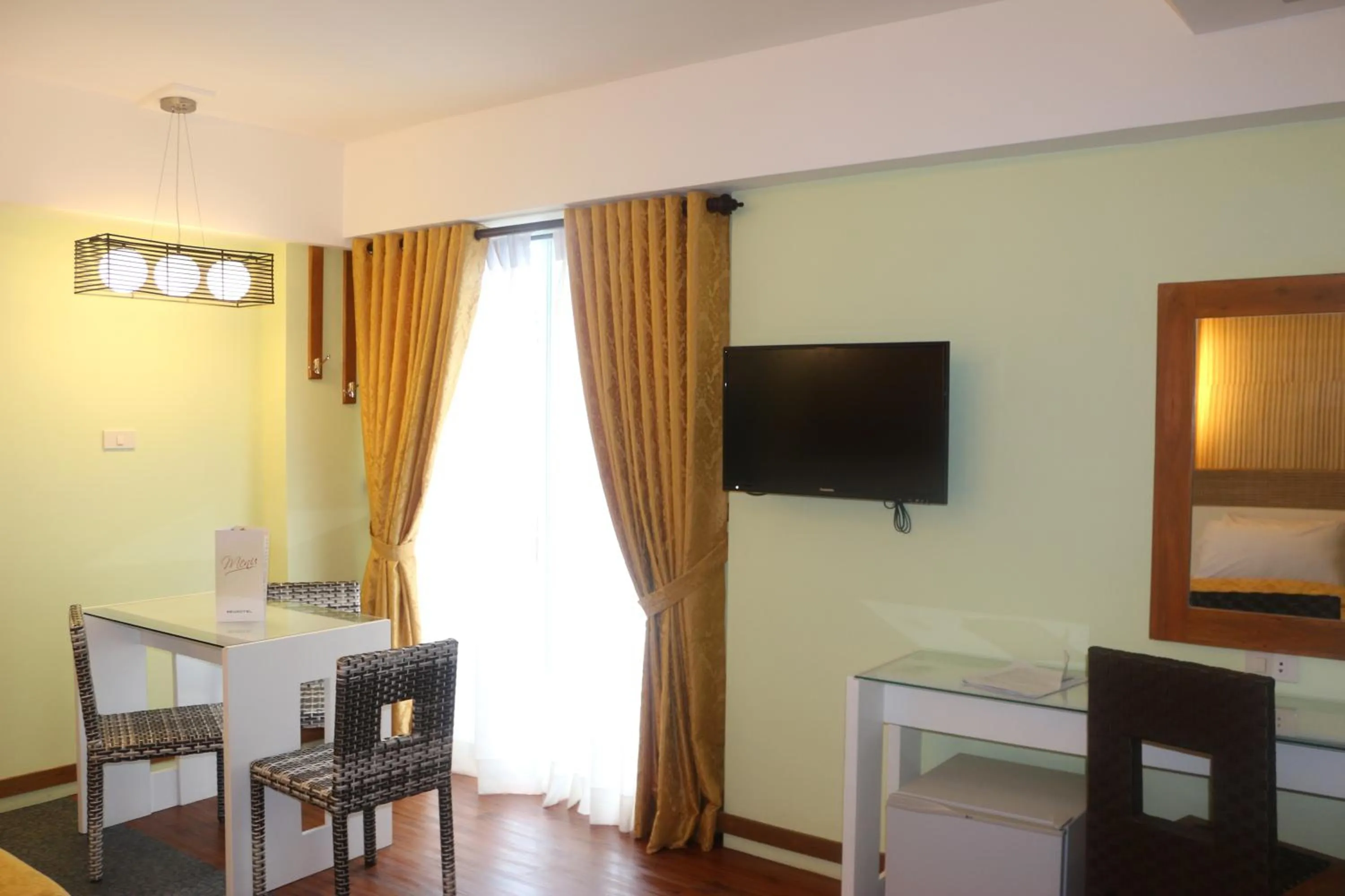 TV and multimedia in Eurotel Boracay