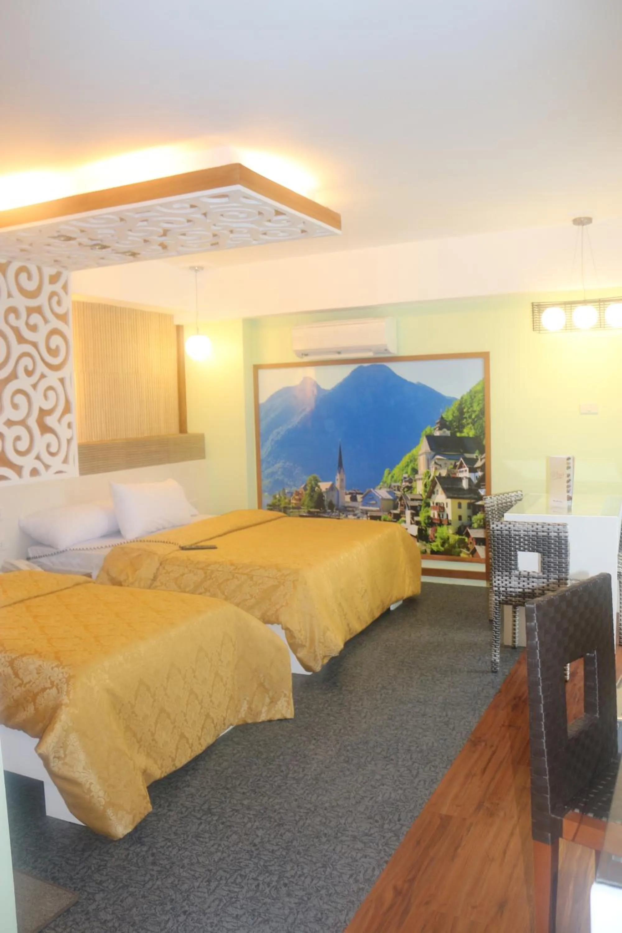 Bed in Eurotel Boracay