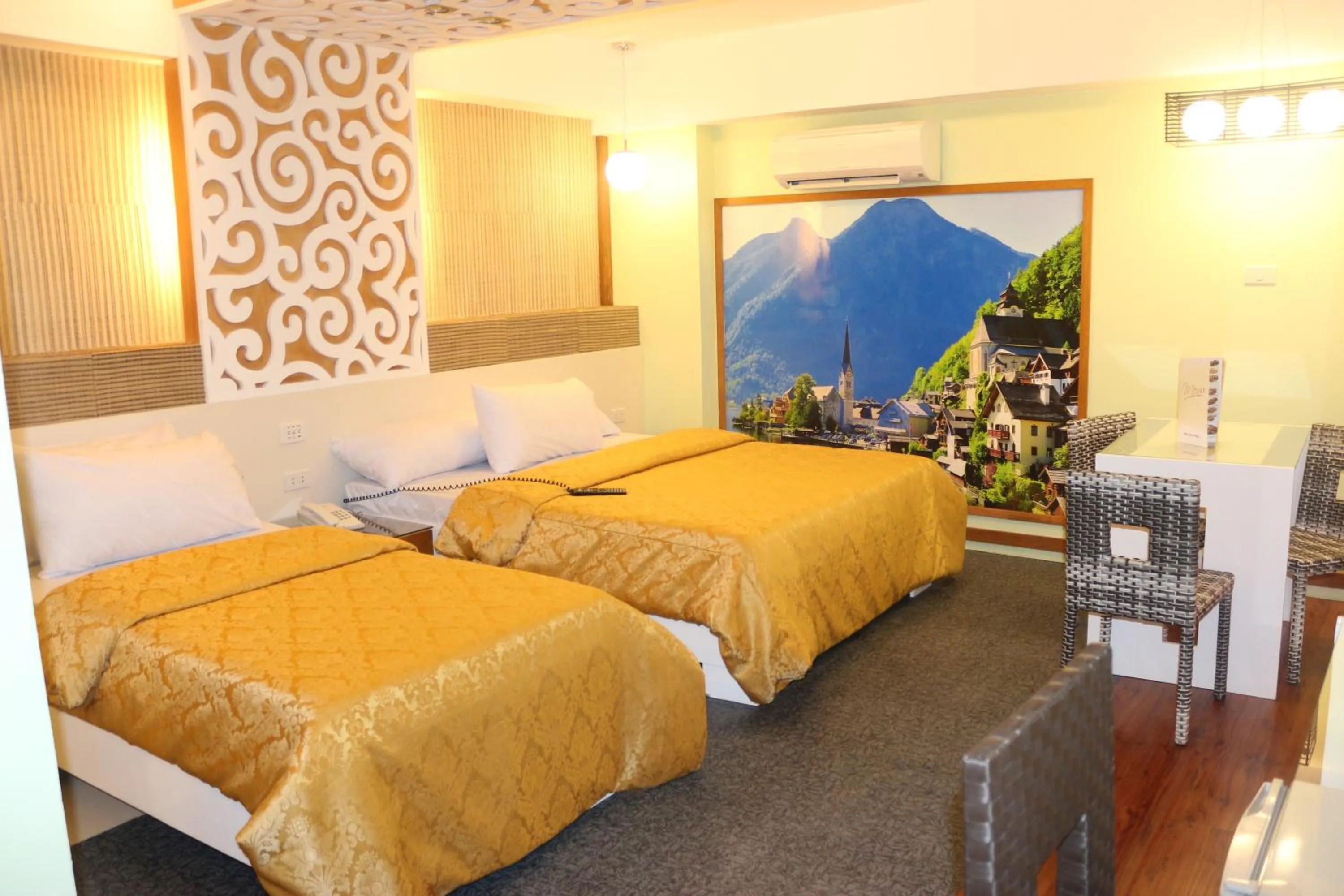 Bed in Eurotel Boracay