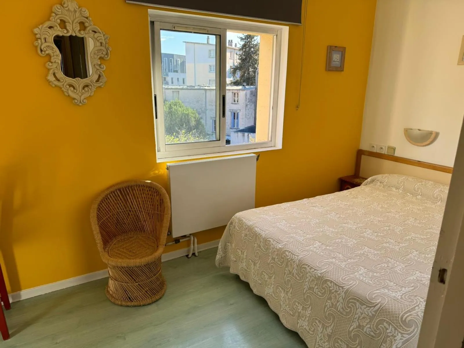 Bed in Hotel Acapulco