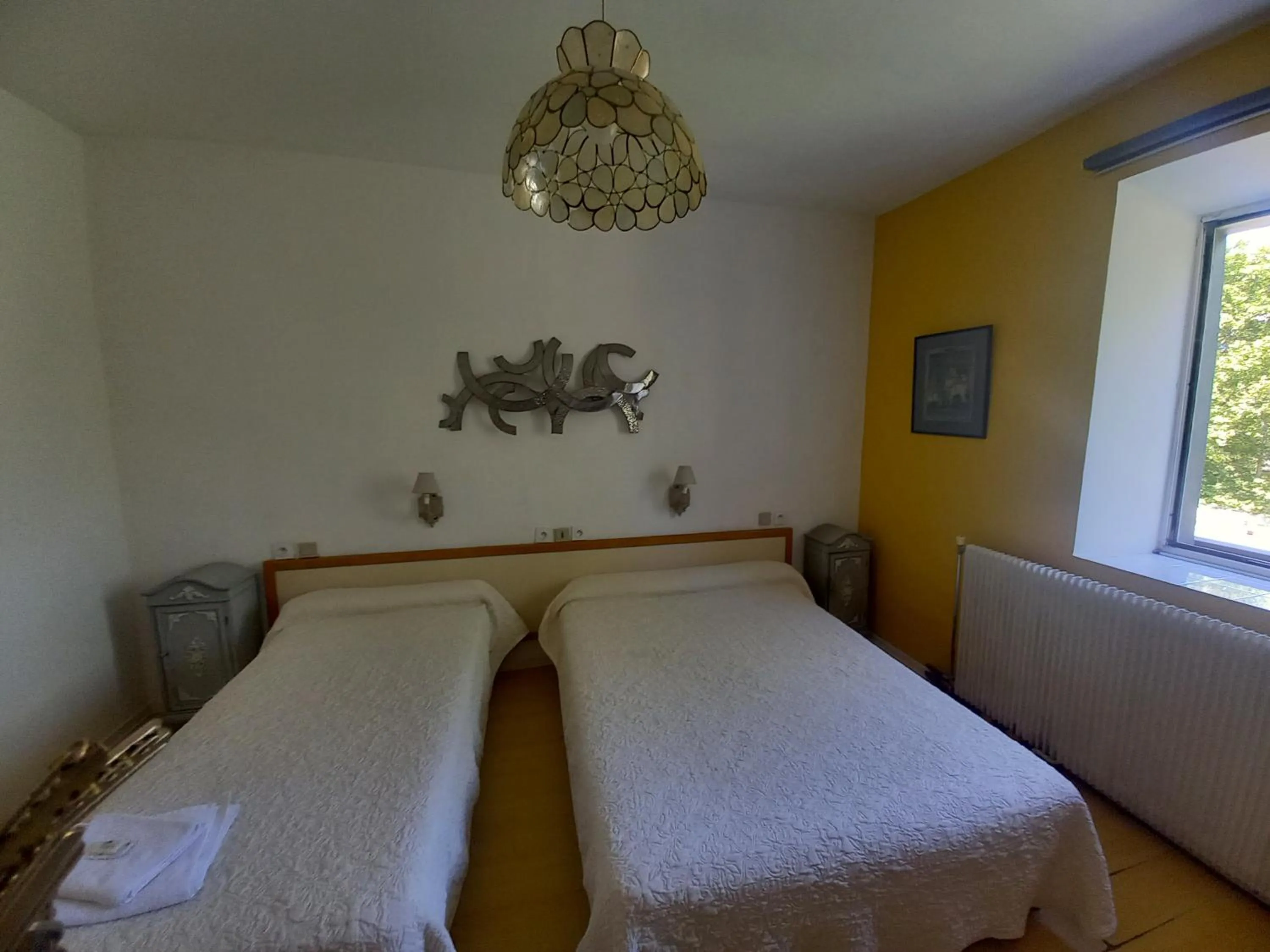 Bed in Hotel Acapulco